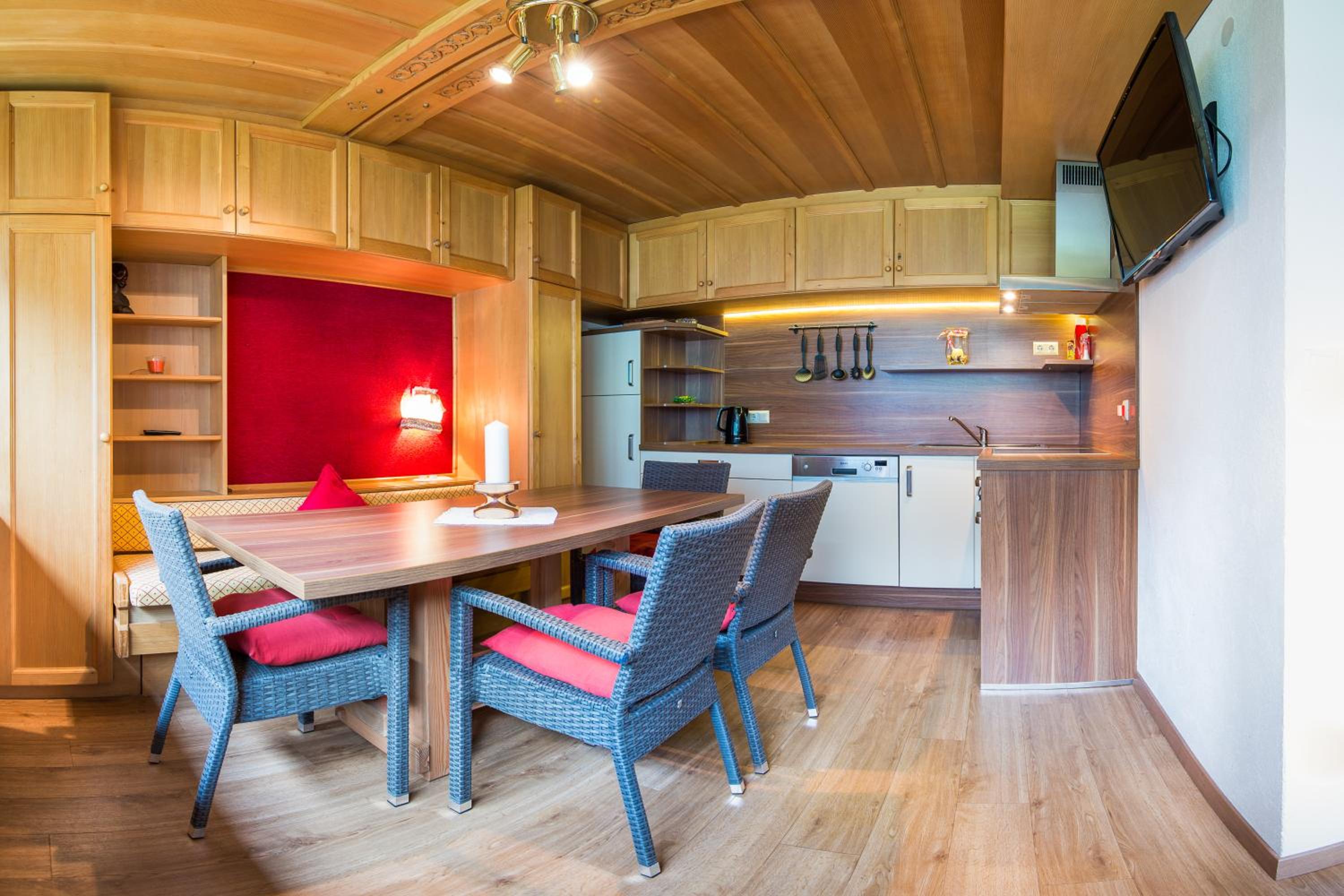 Pension Gulla - Ferienhaus Appartements B&B