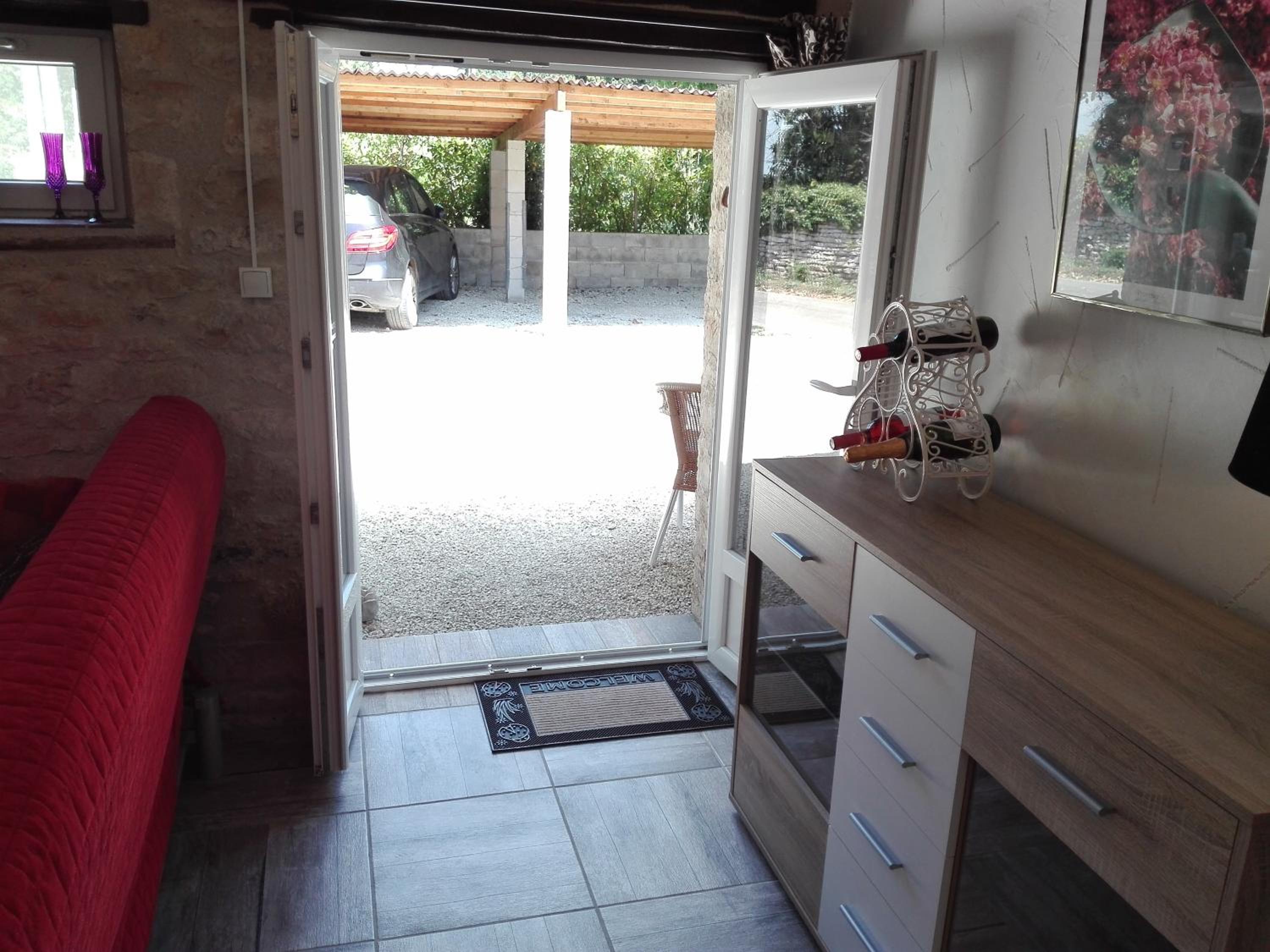 Photo 11