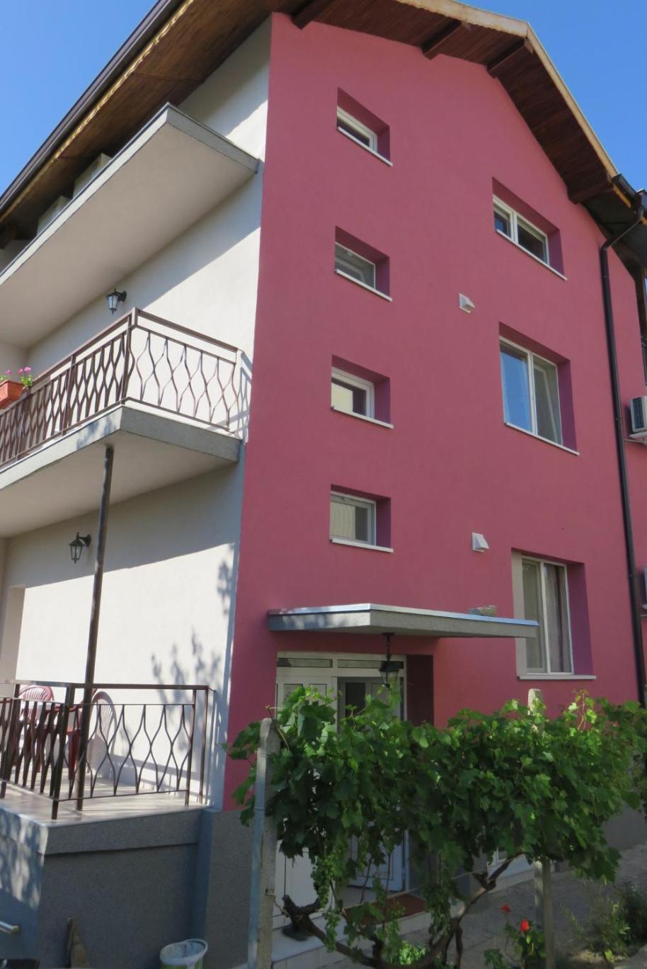Guest House 51