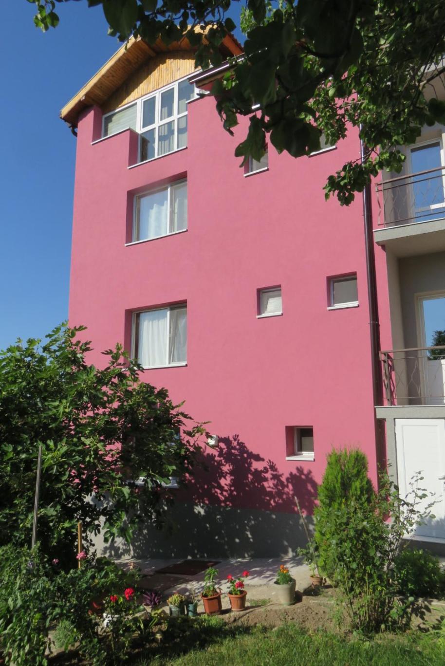 Guest House 51