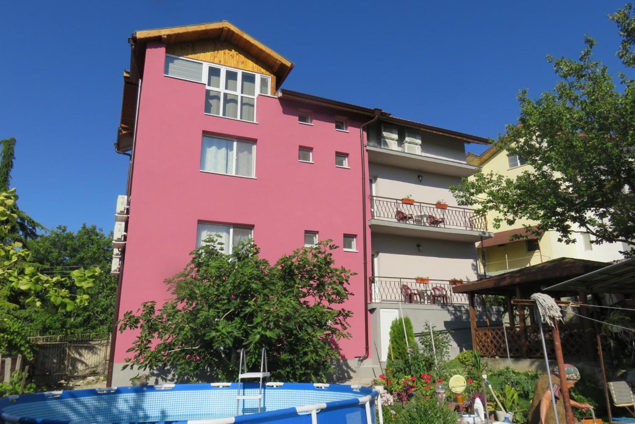 Guest House 51