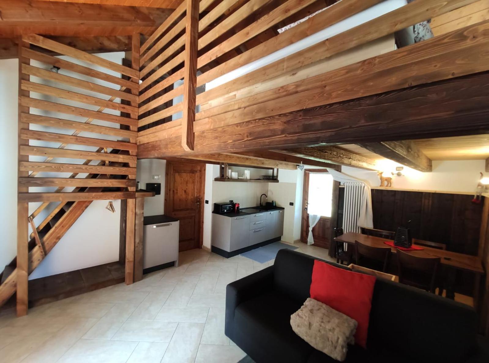 Chalet Saint Salod - Pila view 2