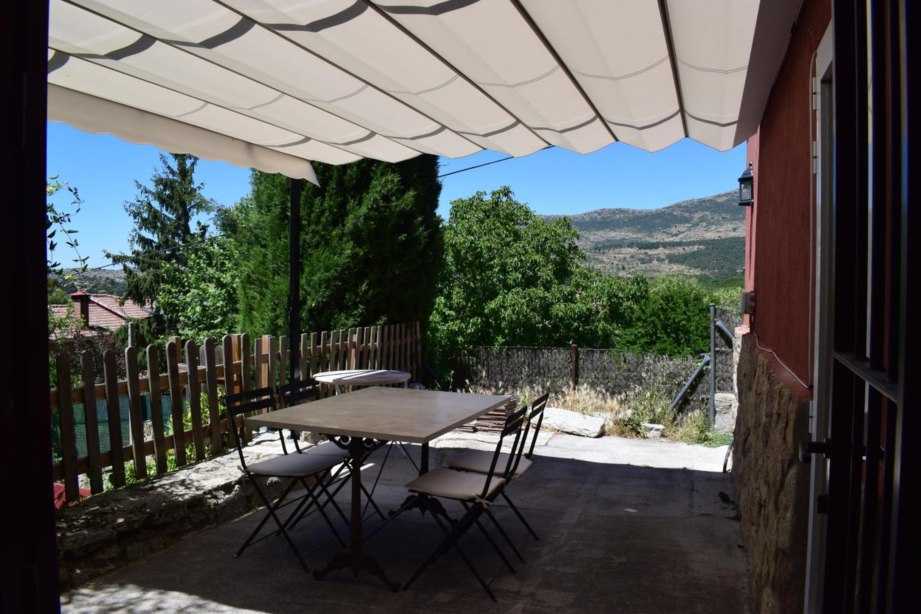 Casita en La Sierra view 2