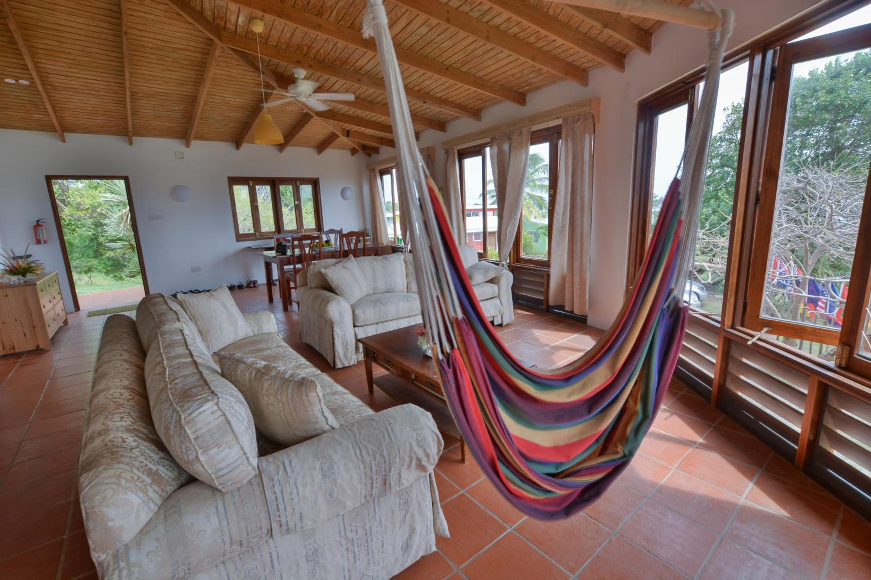 Cabier Ocean Lodge - Photo 6
