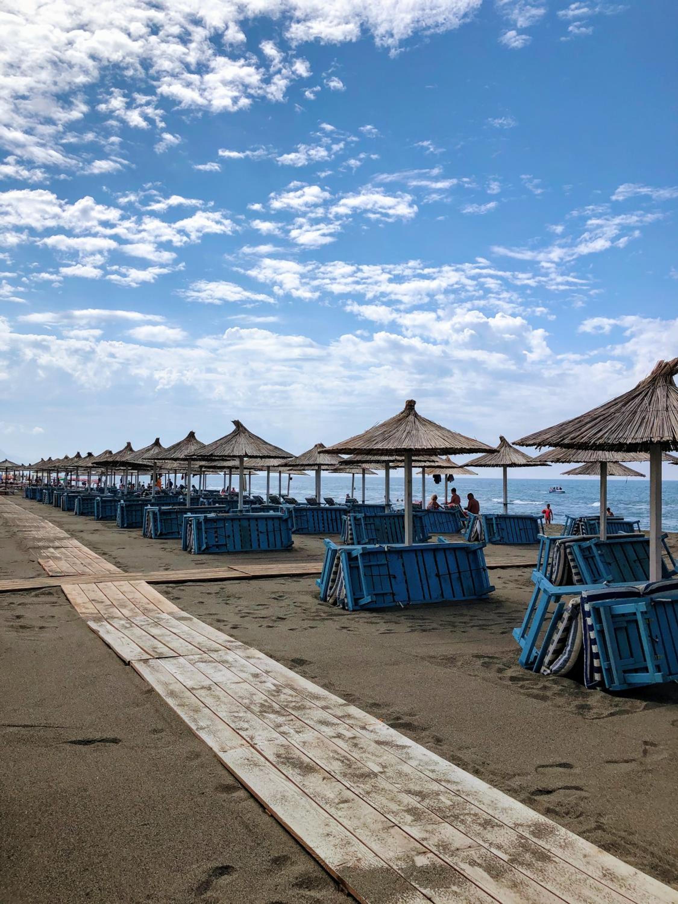 Beachfront, Tirana Guest House