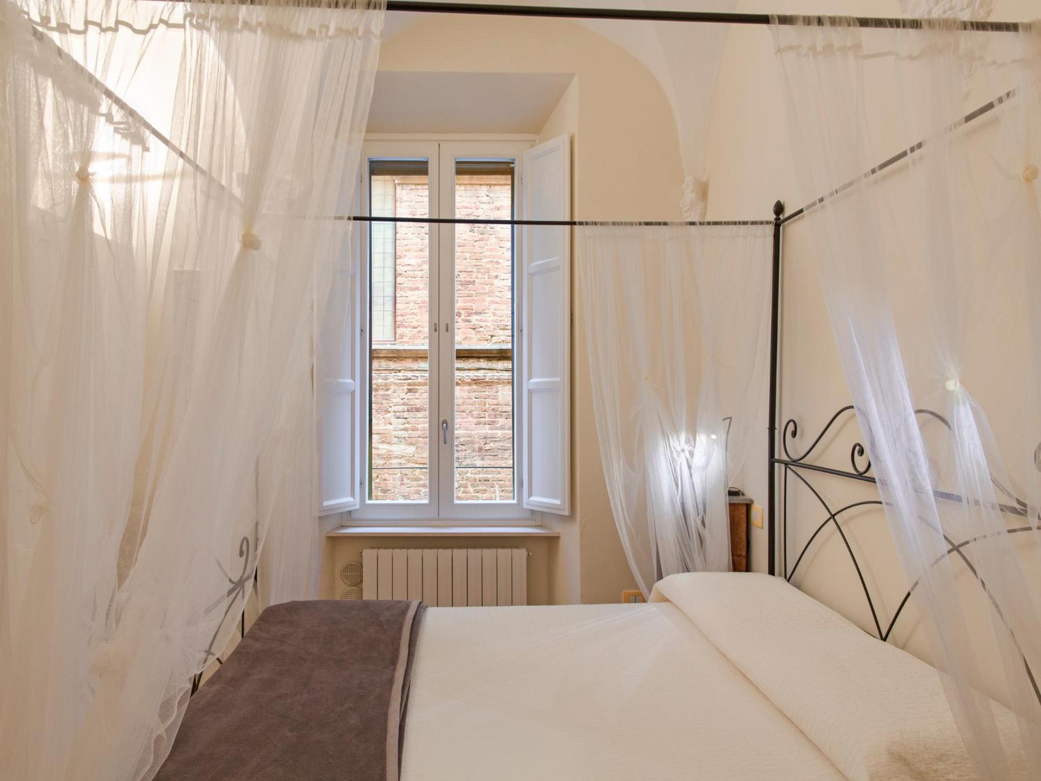 B&B Quattro Cantoni view 4