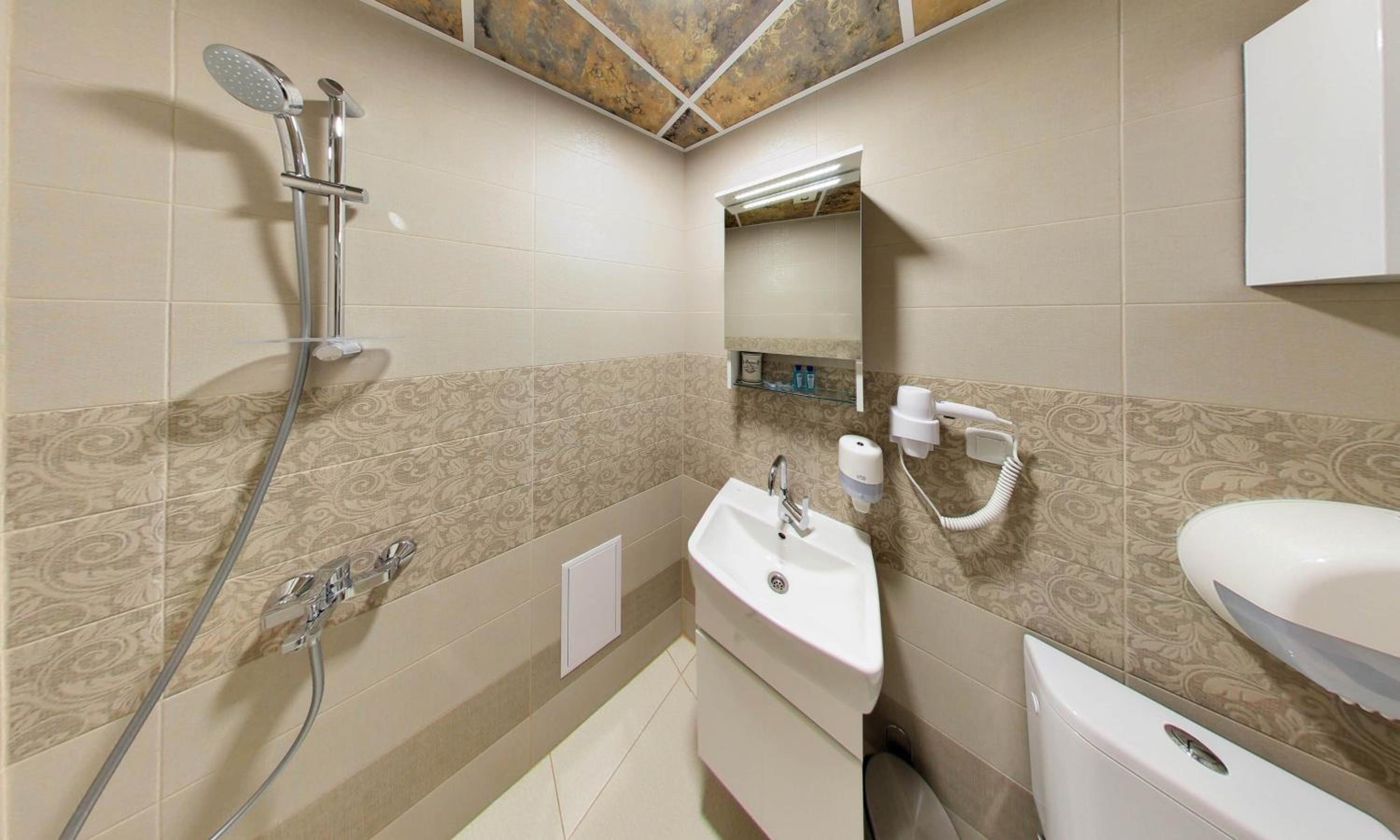 Chamurkov Guest House