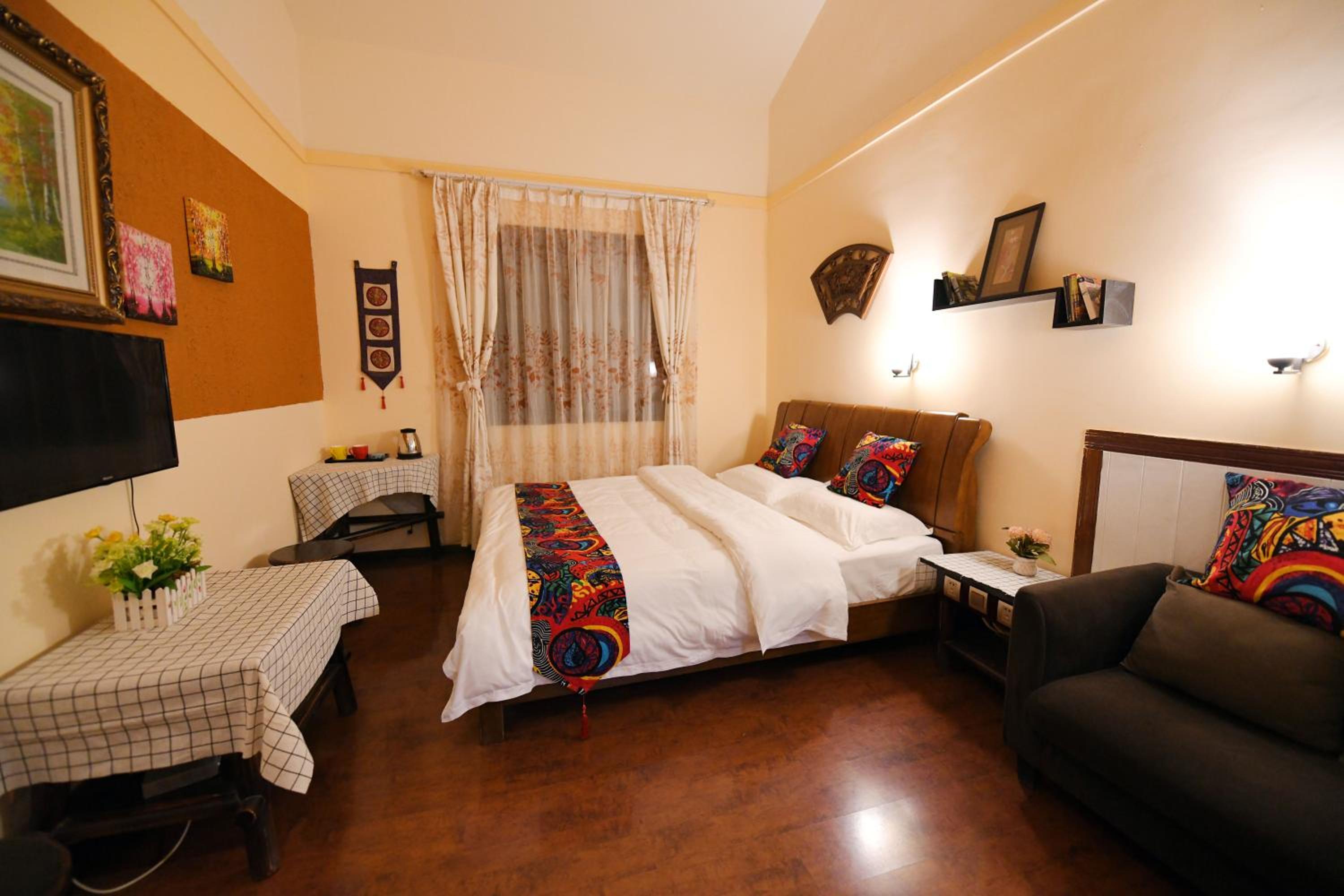 Maple Leaf Inn