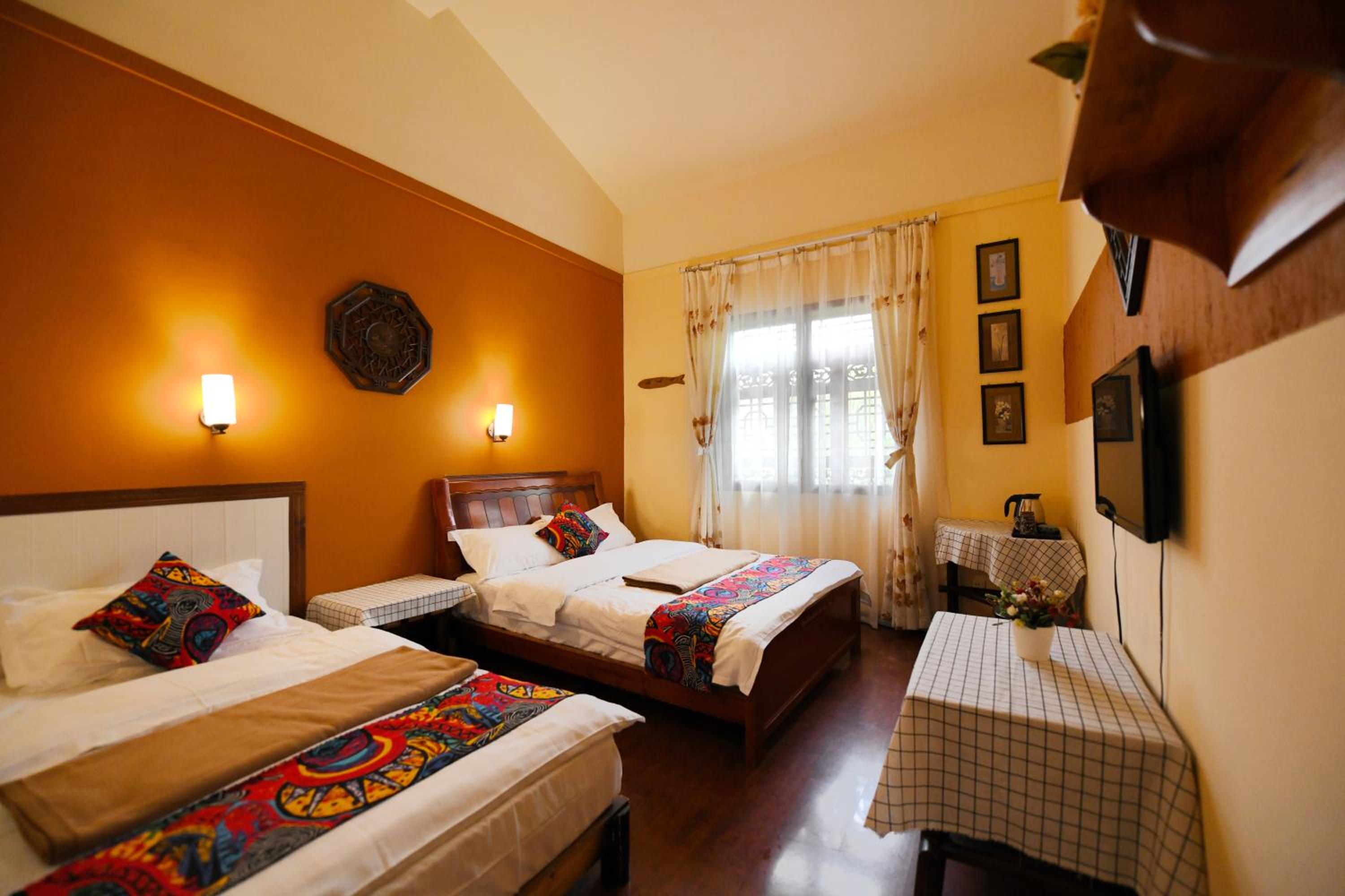 Maple Leaf Inn