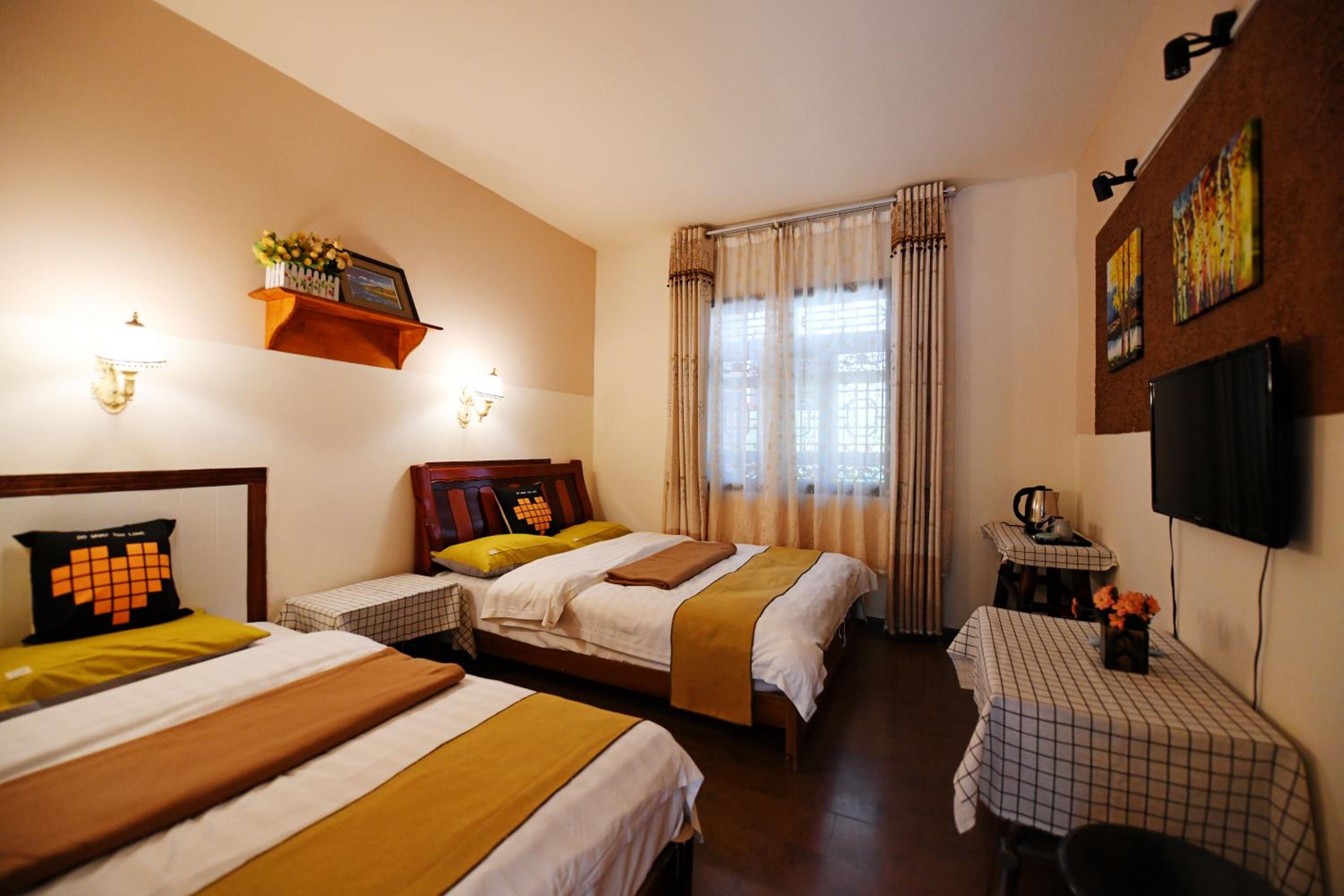Maple Leaf Inn