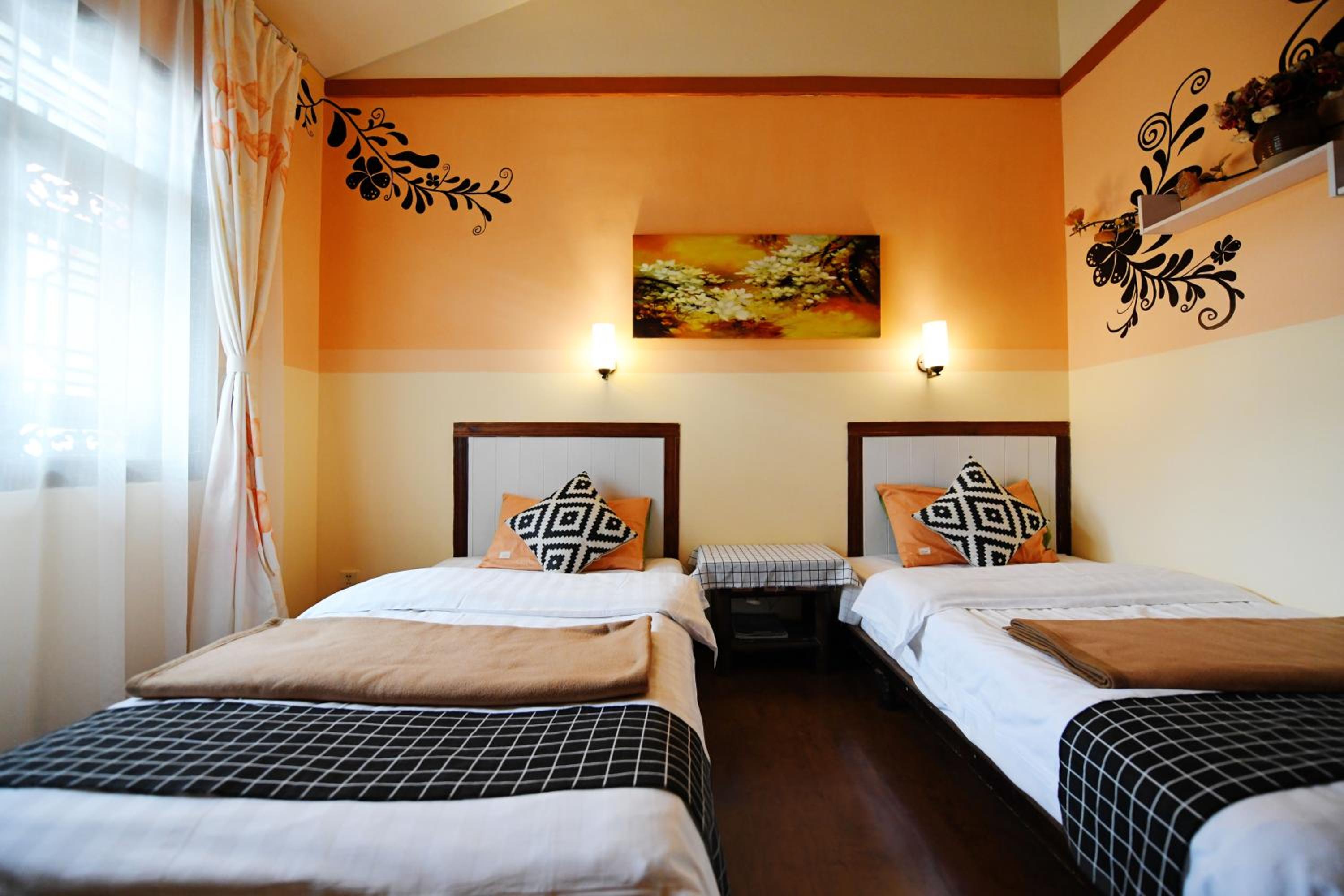 Maple Leaf Inn