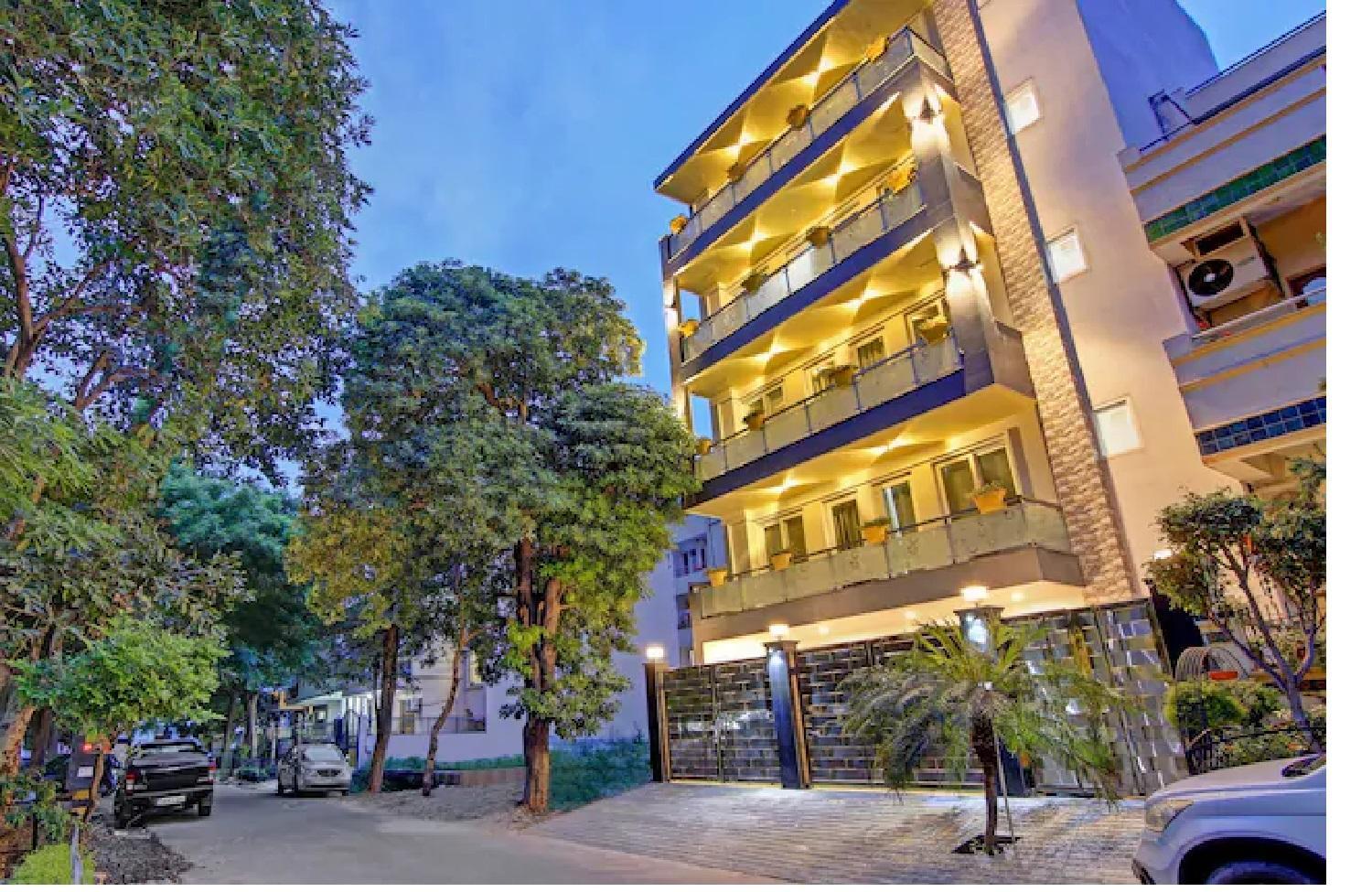 NUAB House - Near Fortis, MAX, MEDANTA, Paras Hospitals and HUDA Metro view 4