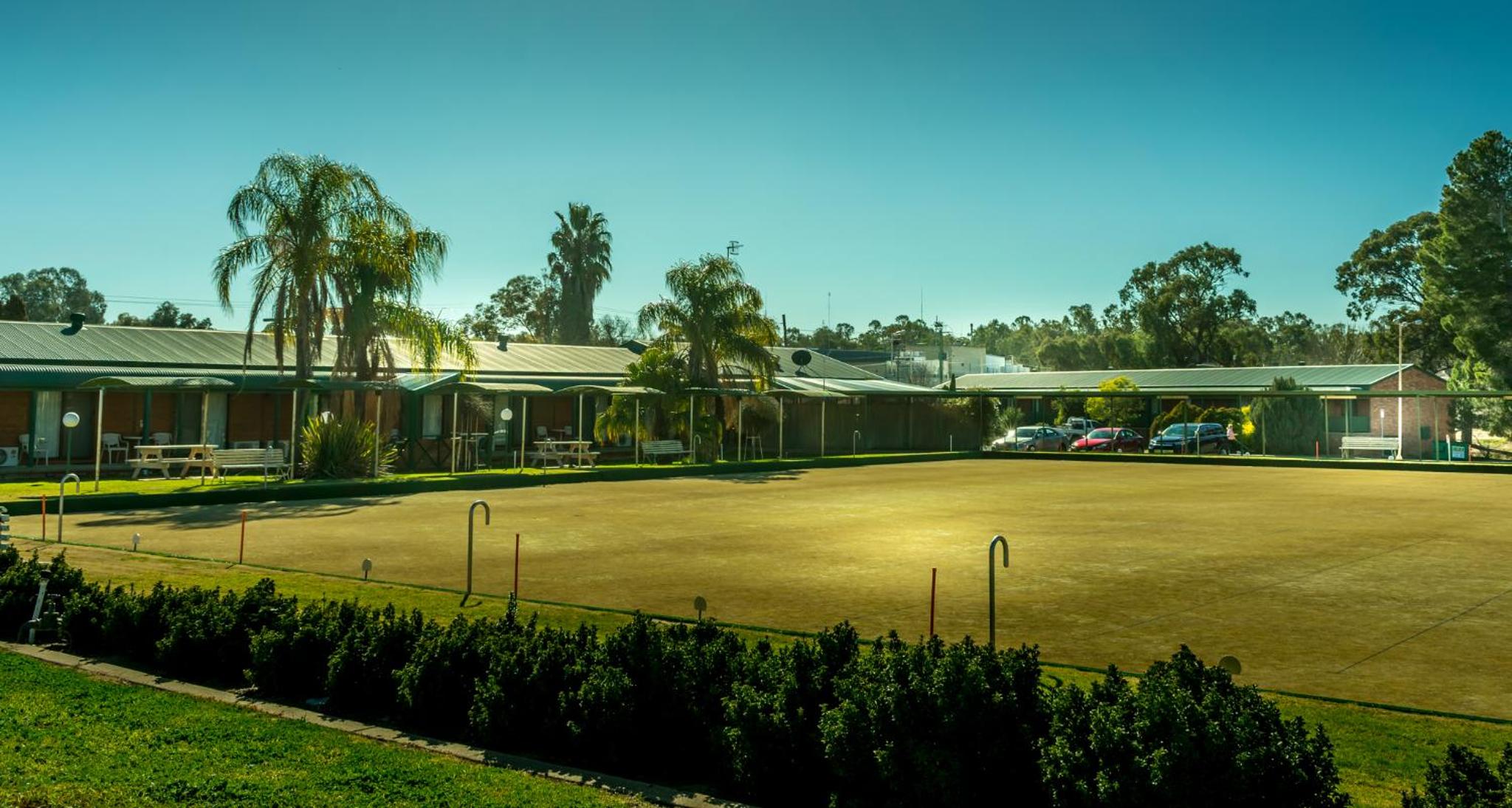 Deniliquin Country Club Motor Inn