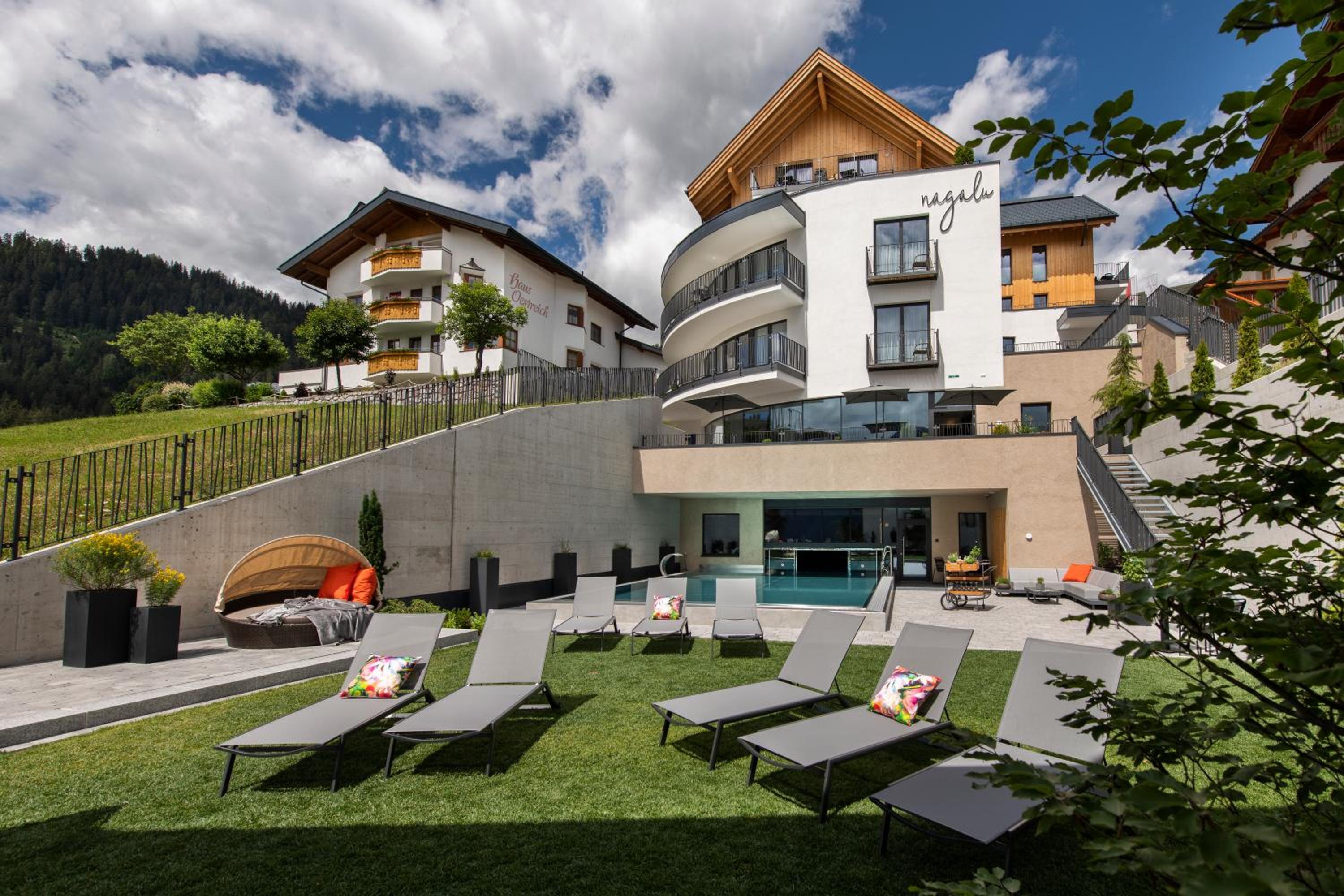 Hotel Nagalu - Image 1