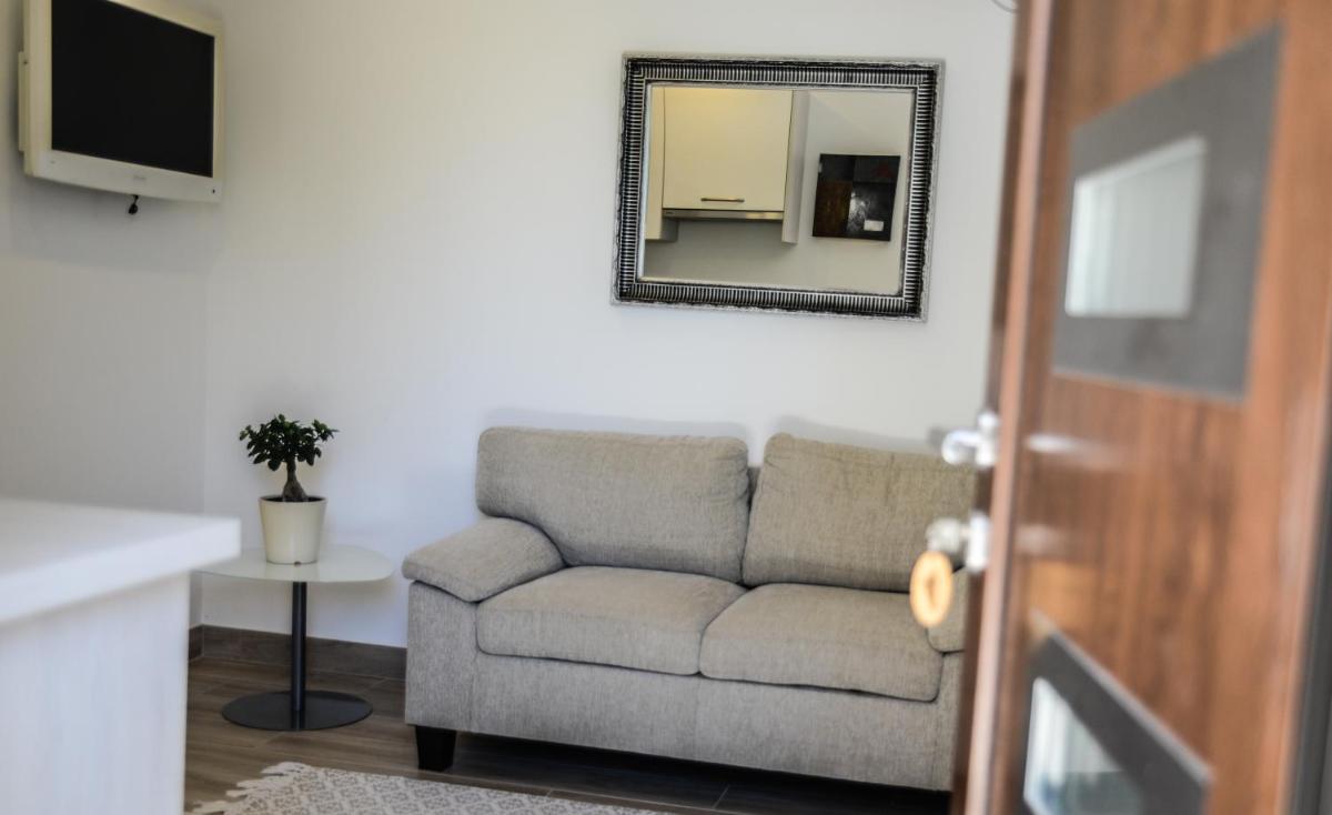 Modern getaway Studio for two