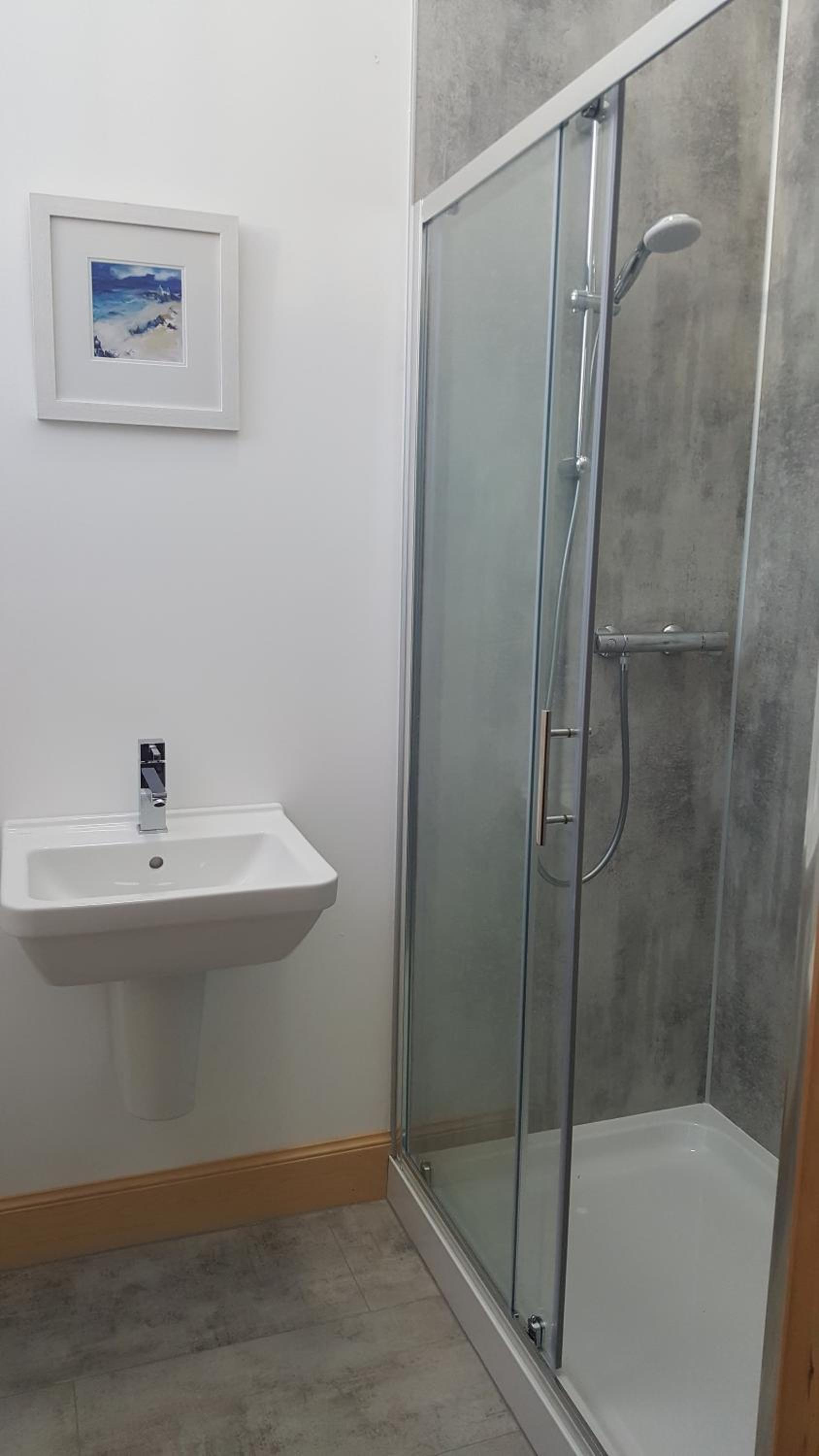 Helmsdale Lodge - all rooms en-suite view 3