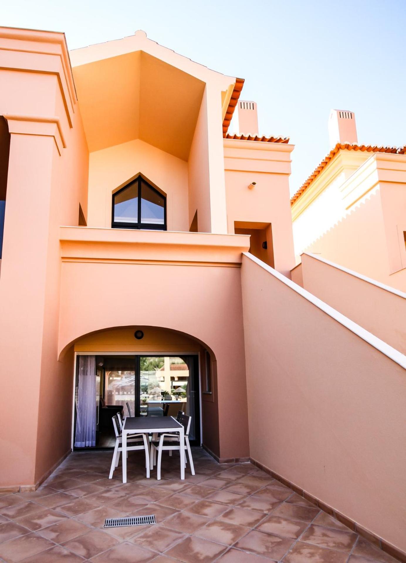 LUXURY APARTMENT - T2 vue sur piscine - PRAIA DA LUZ view 5