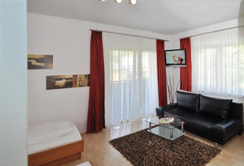 Pension Steinbichler - Apartments und Zimmer Check in 24-7