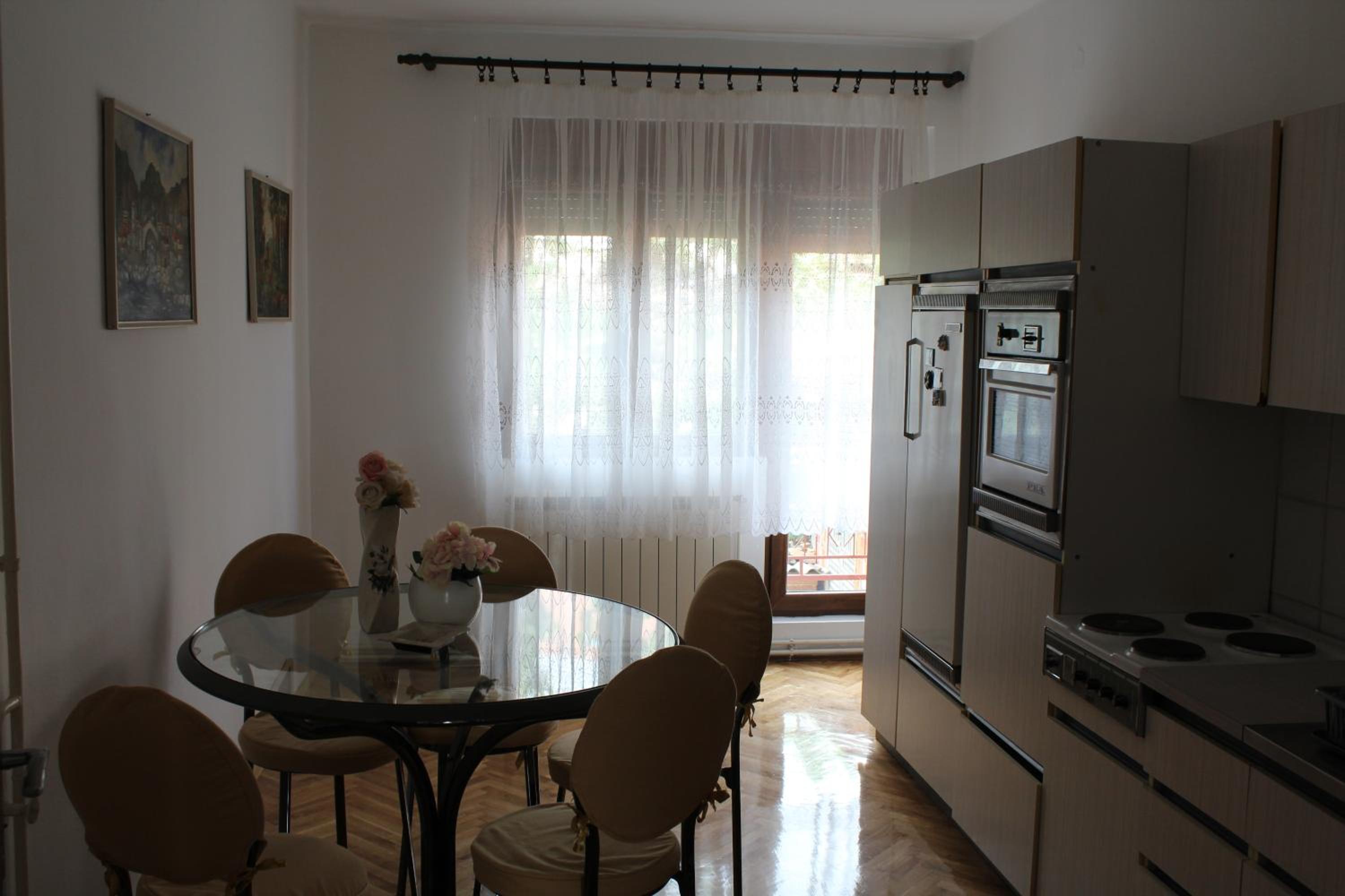 M apartment view 5