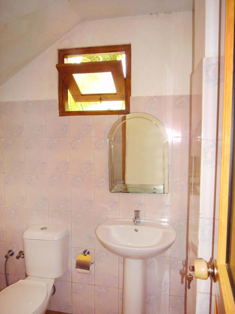 Photo 33