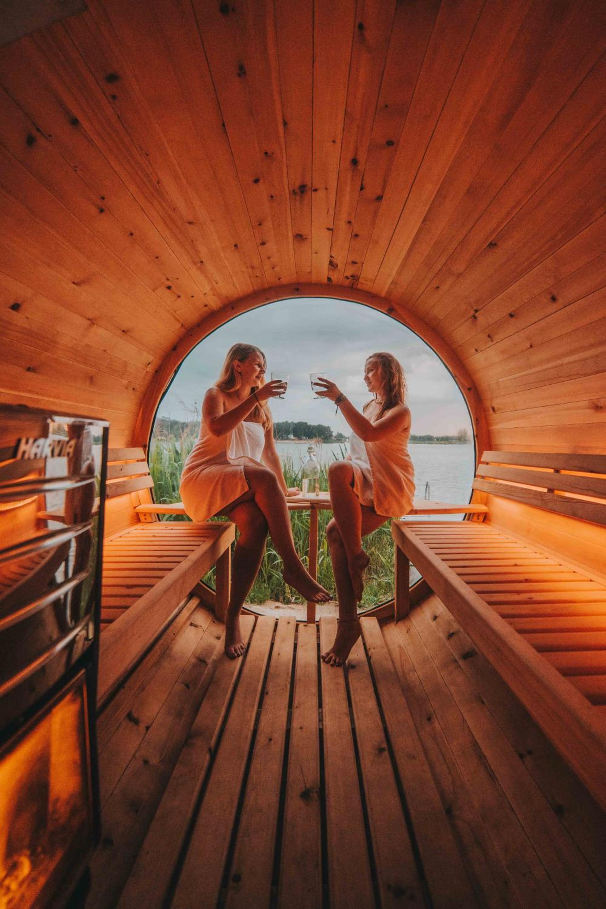 Hotel Costa Del Kryspi Caloroczny Apartament Na Wodzie