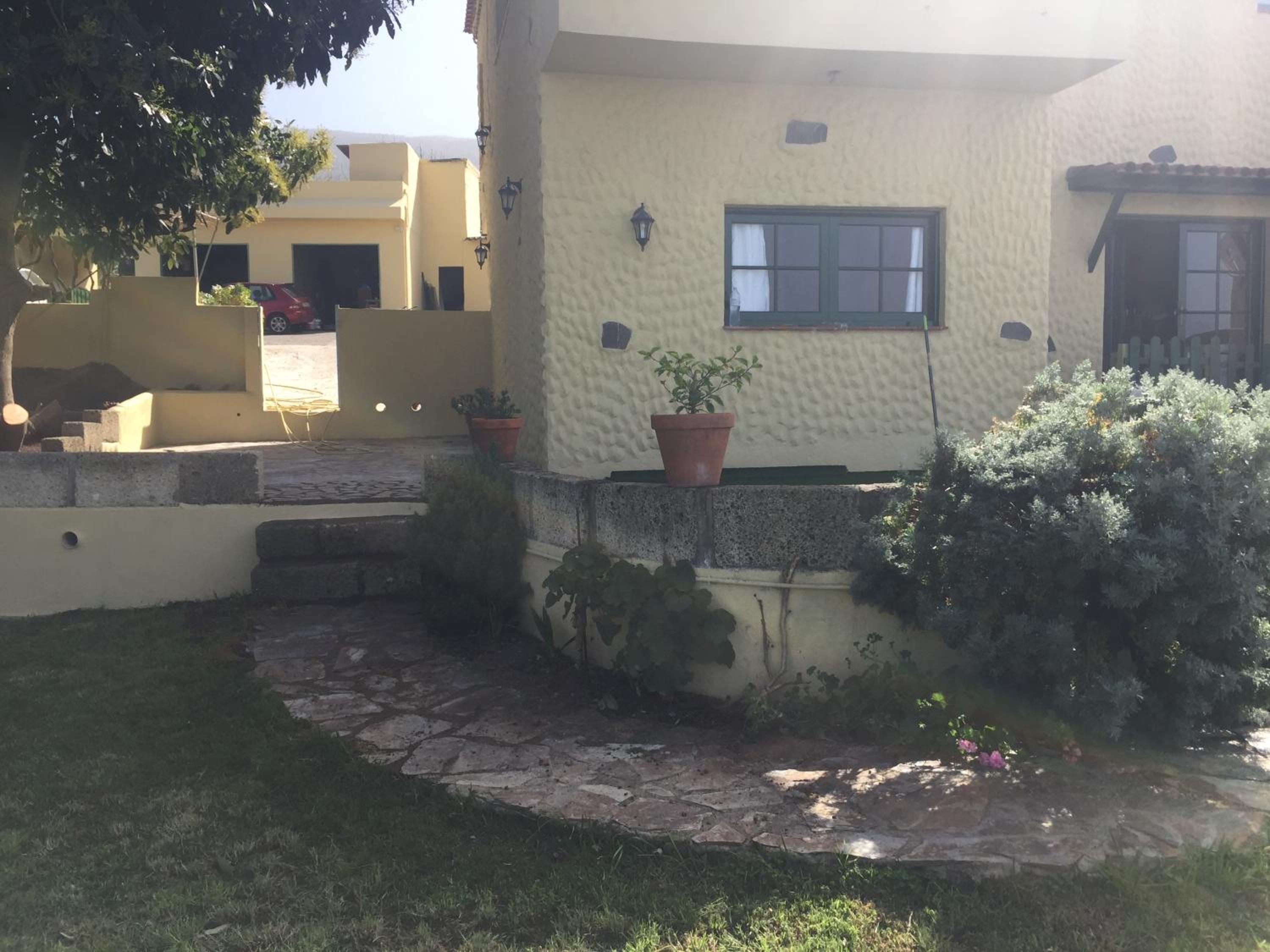 Hotel Casitas Las Uvas y las Viñas - Image 1