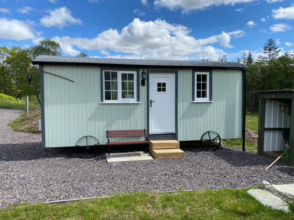 Wee Highland Hideaway Hut