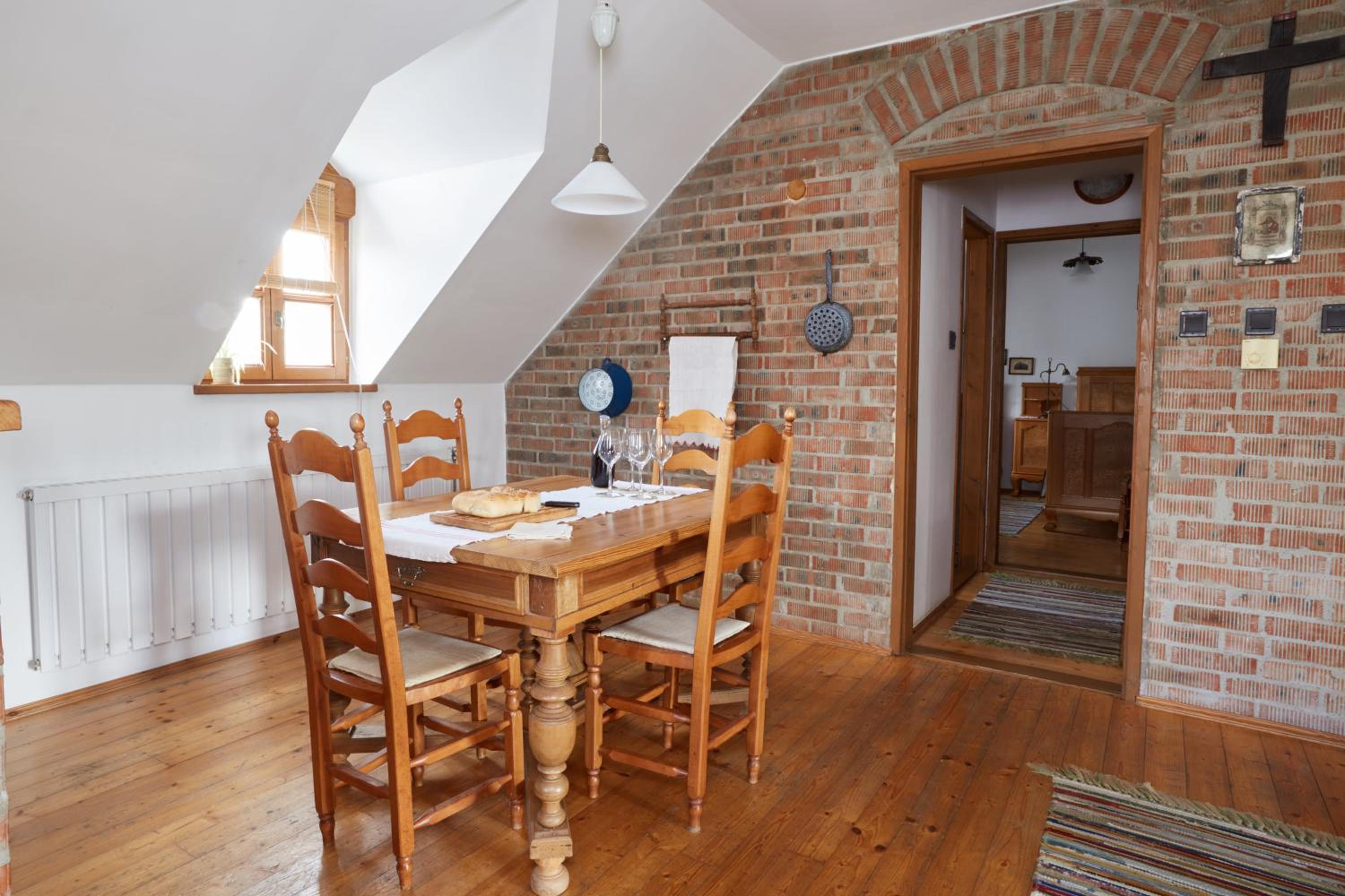 Troszt Pince Apartman view 2