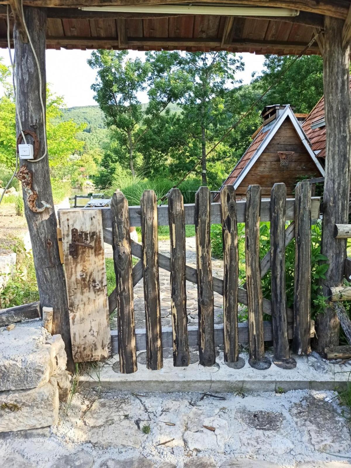 BUNGALOV COZY UNA