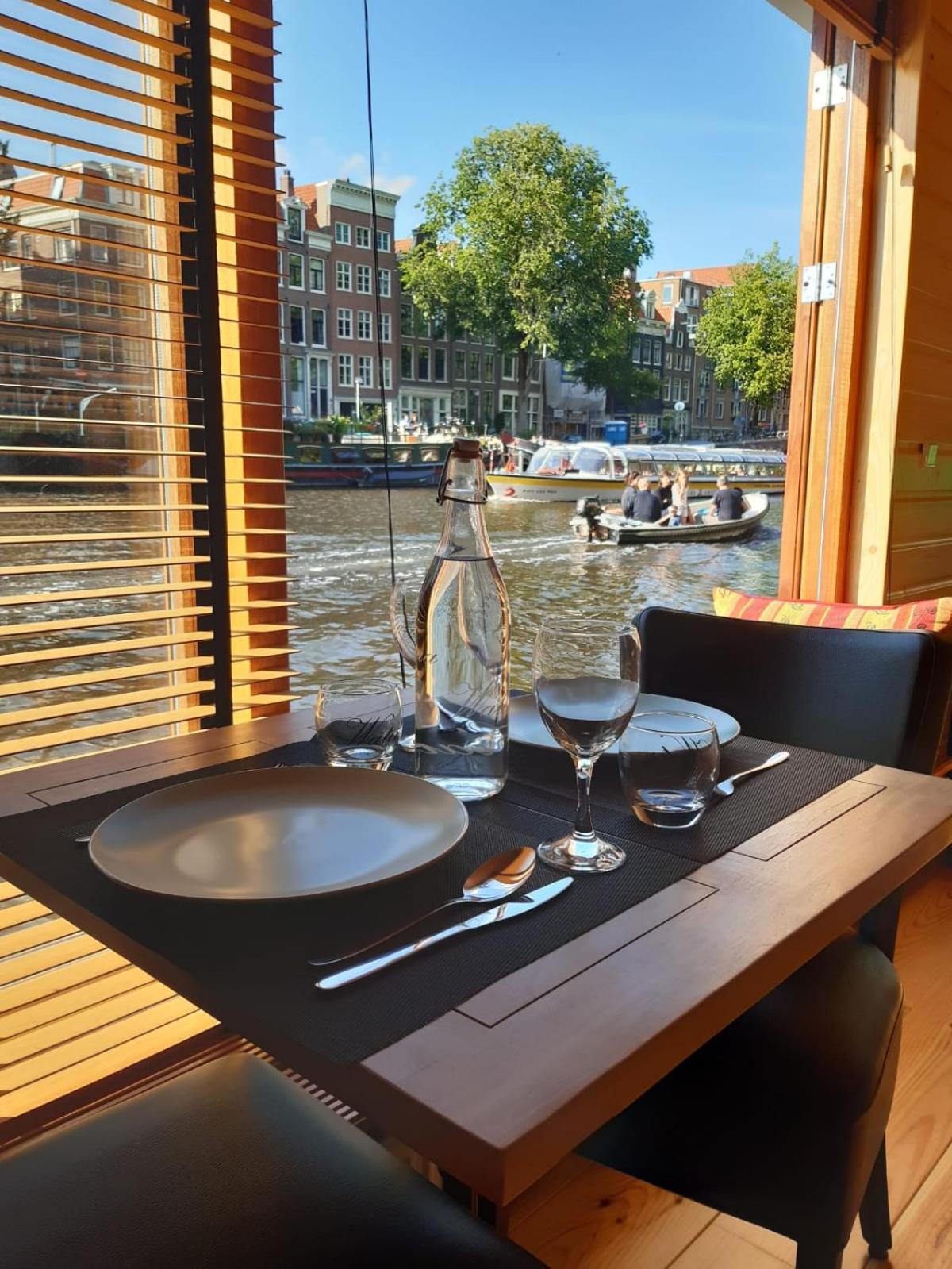 Mar&Mar Houseboat Studio