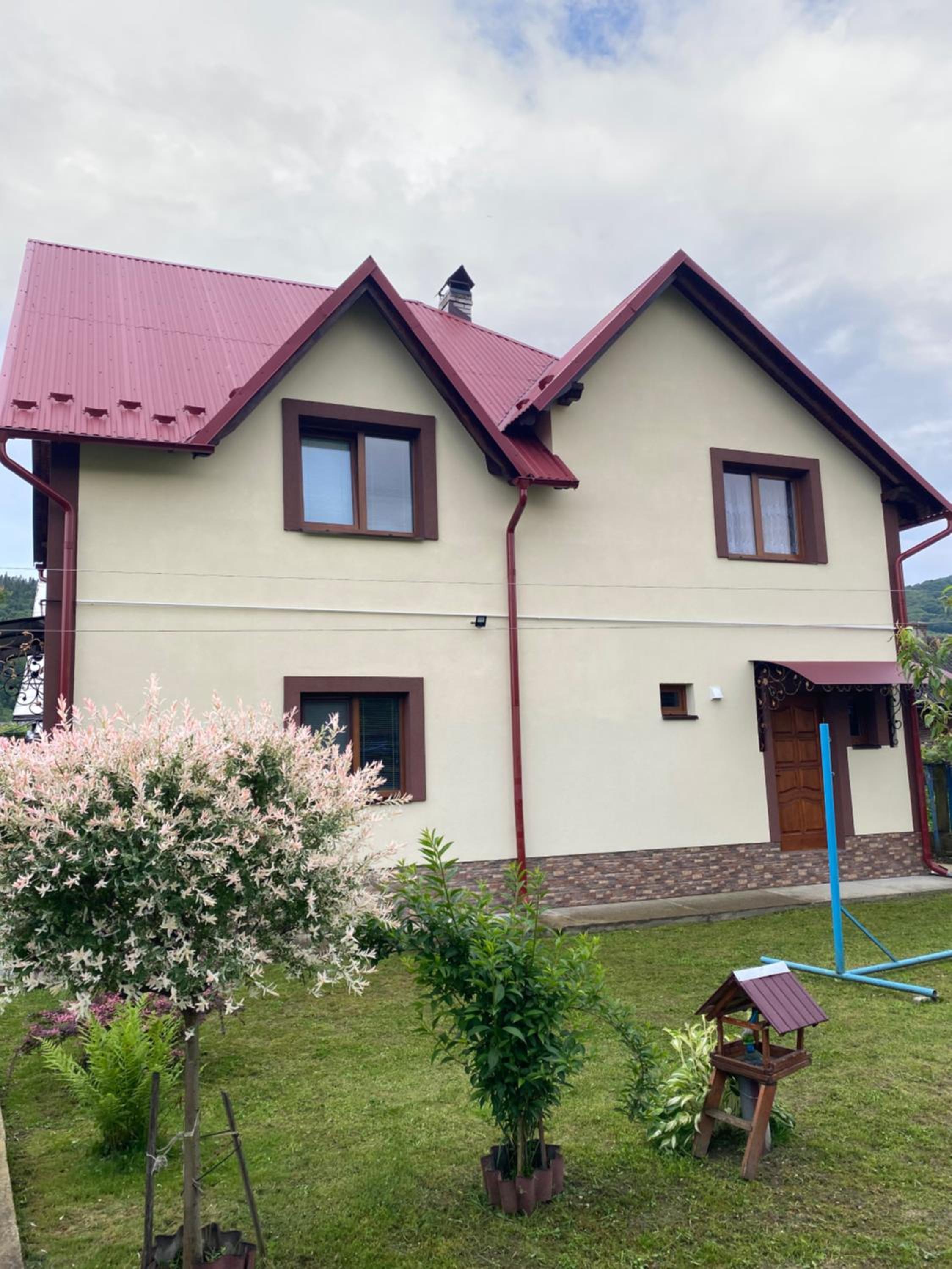 Oskar en Yaremche — other