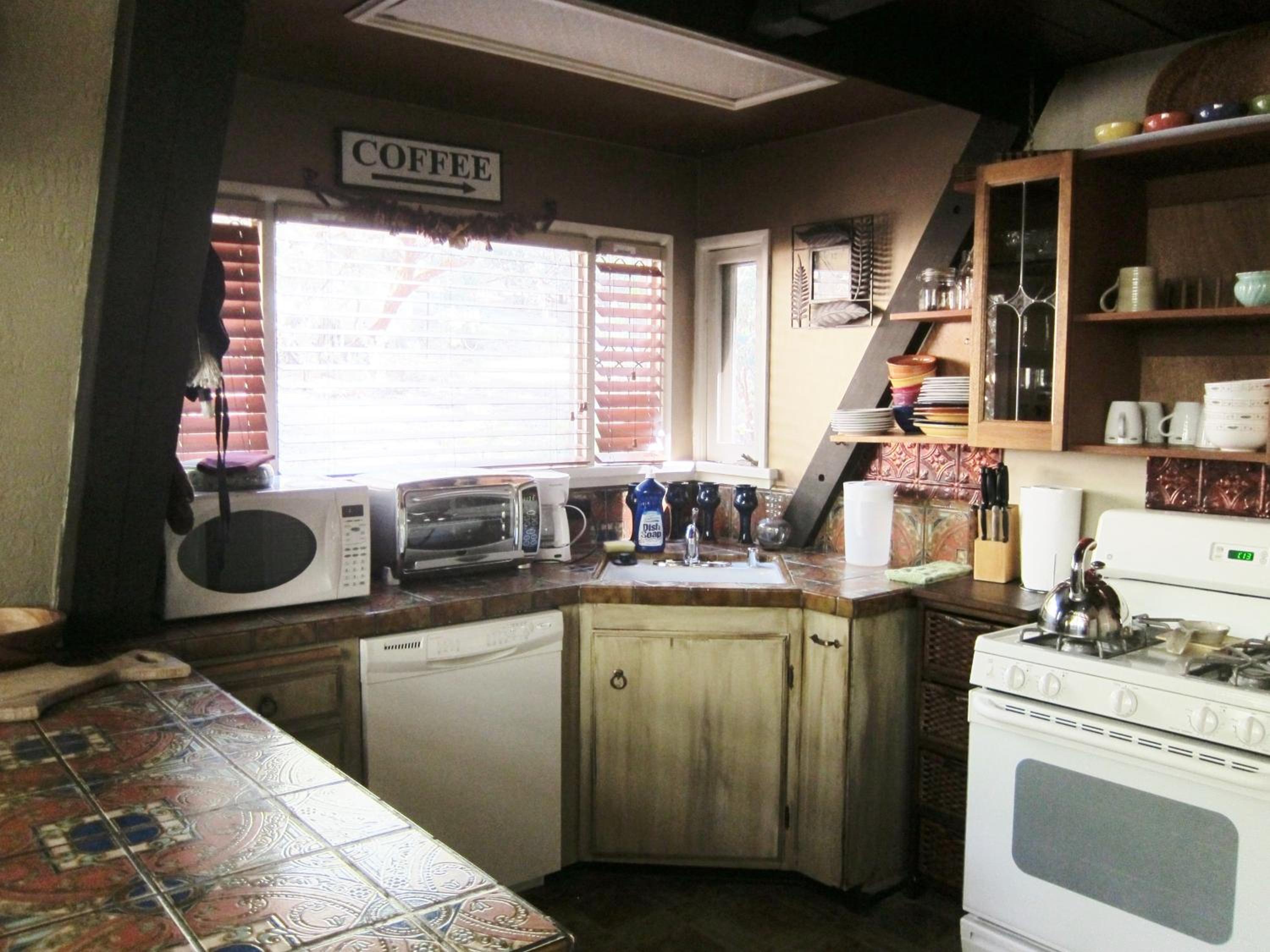 Always Inn Idyllwild Vacation Cottages view 5