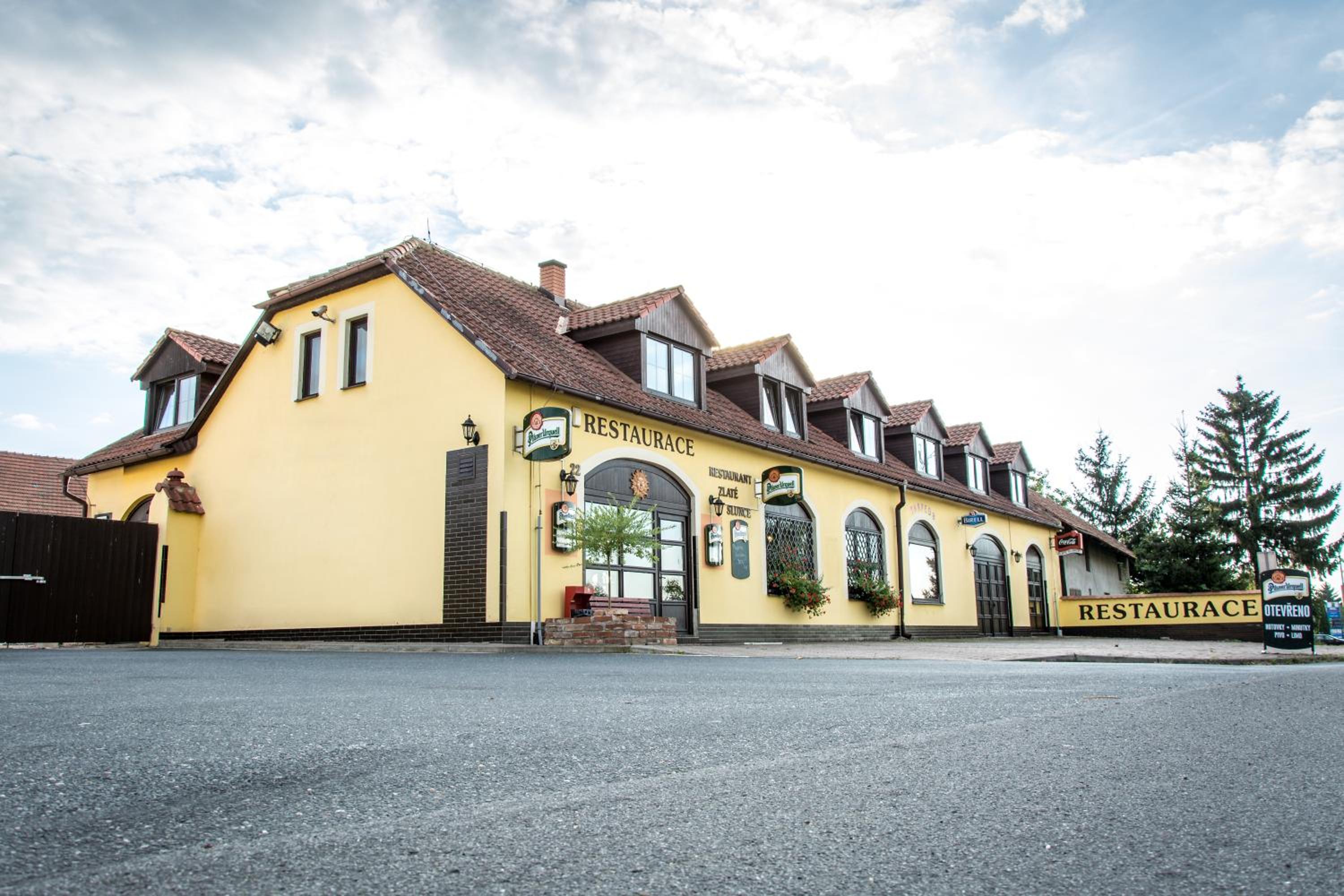 Hotel Penzion Zlaté Slunce - Image 1