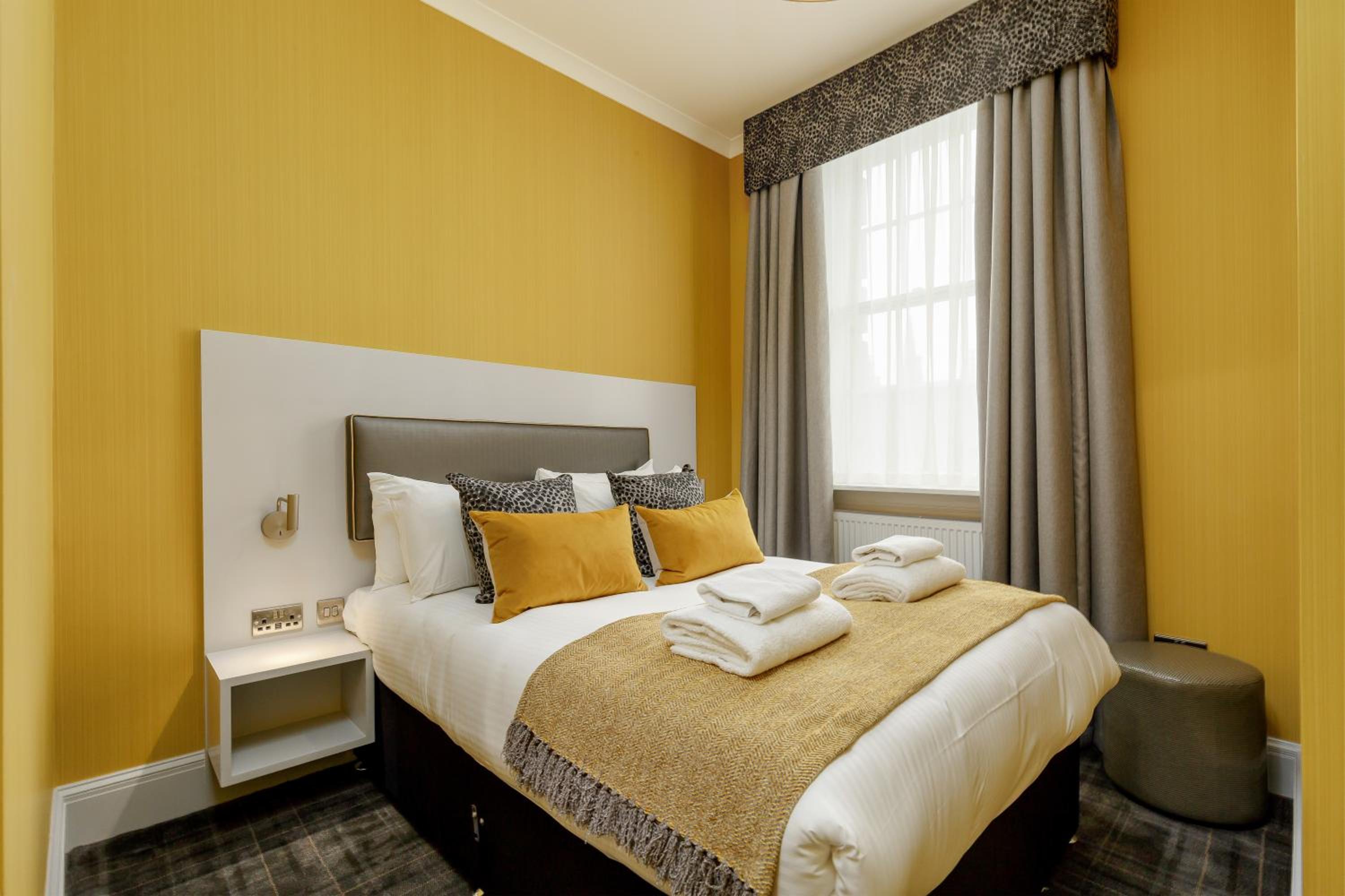 Destiny Scotland - Princes Street Residence