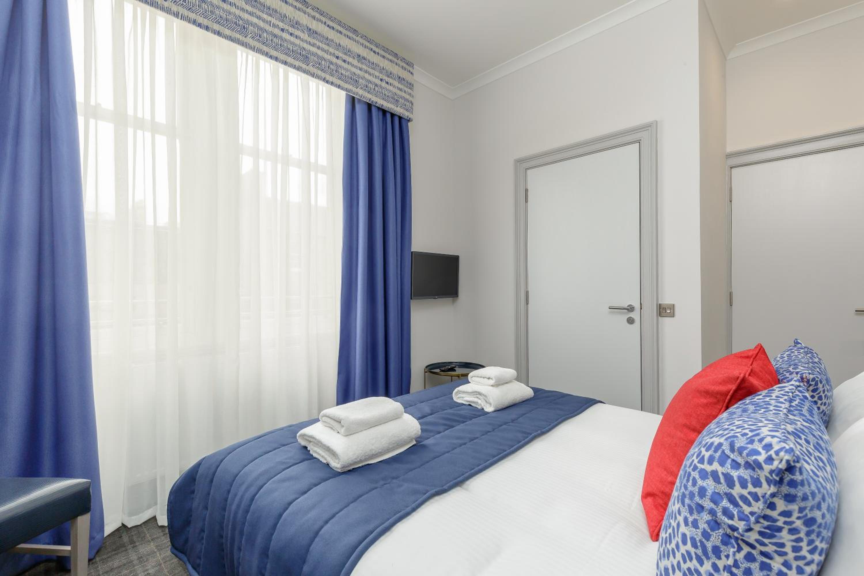 Destiny Scotland - Princes Street Residence