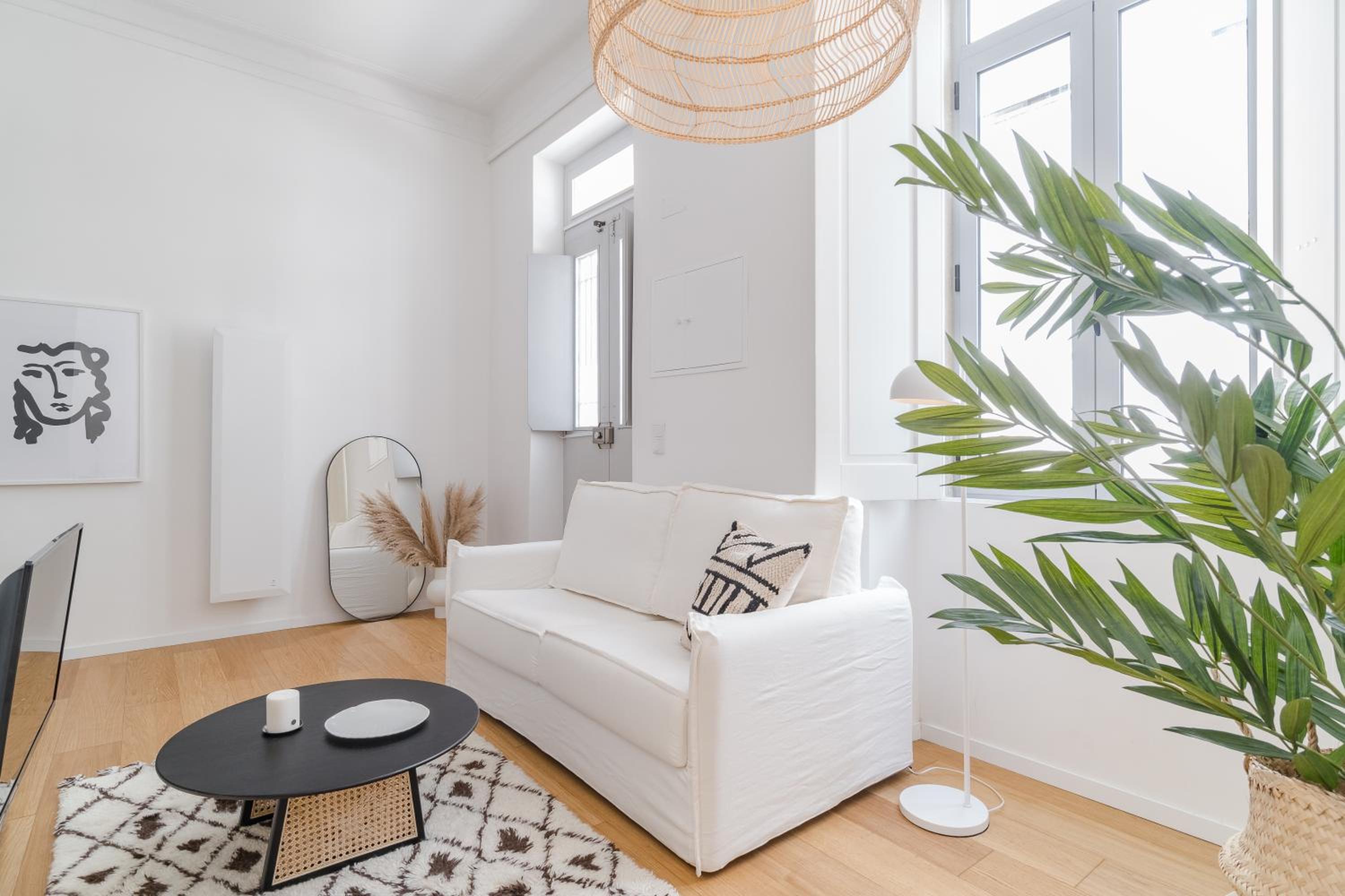 Casa Boma Lisboa - Duplex Apartment In The Heart Of Lisbon - Arroios I view 3