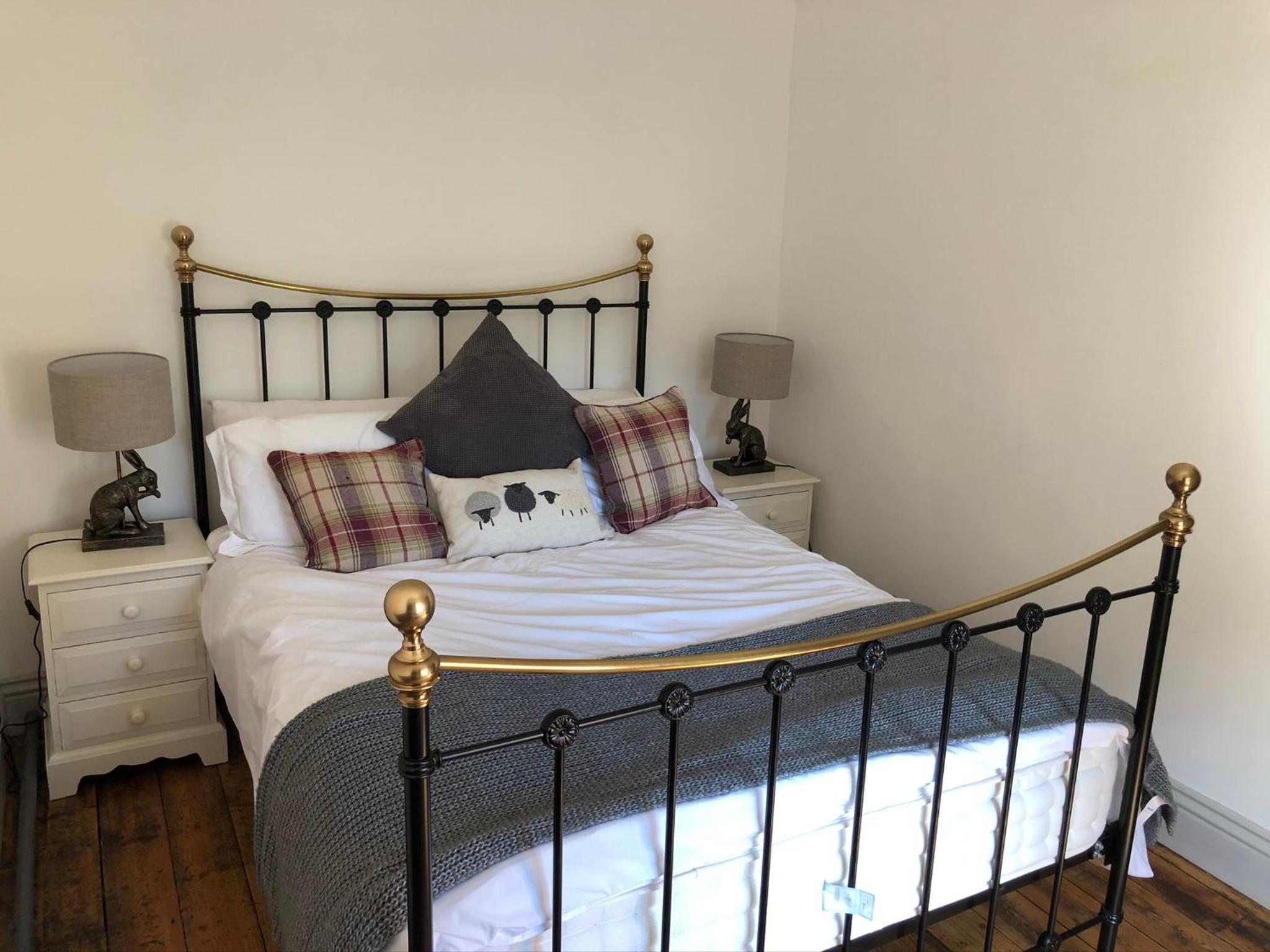 Luxury 3 Bed House on the Estate of 17th Century Manor House