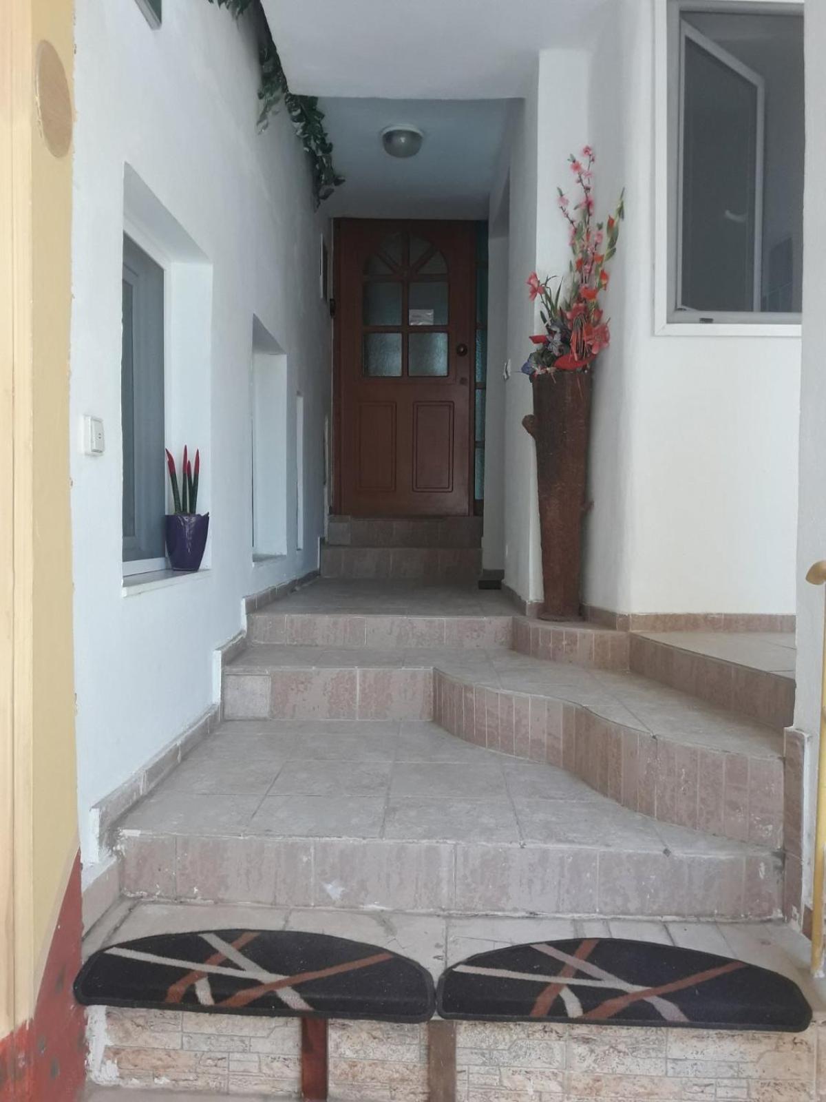 Studio Erato