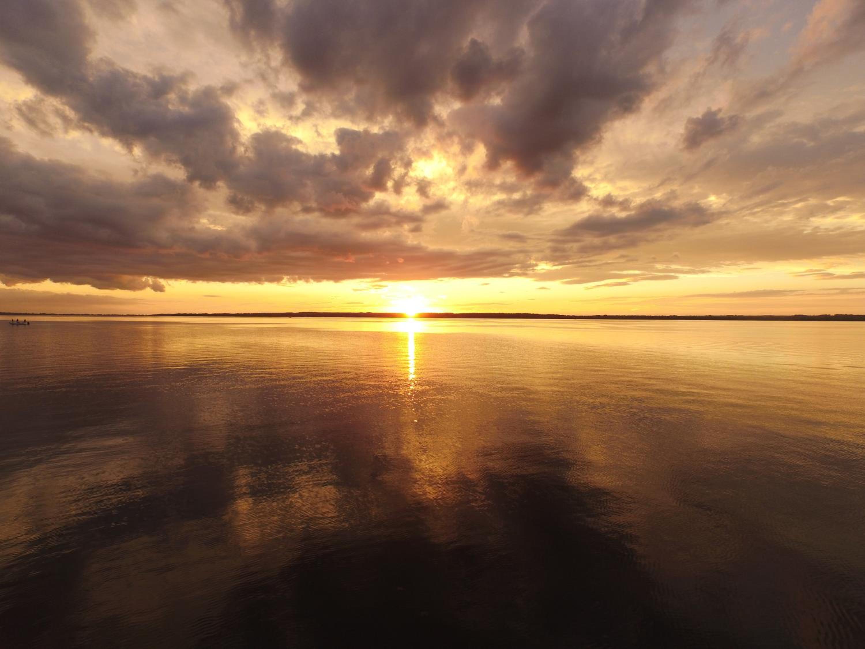 Peters Sunset Beach Resort and Golf