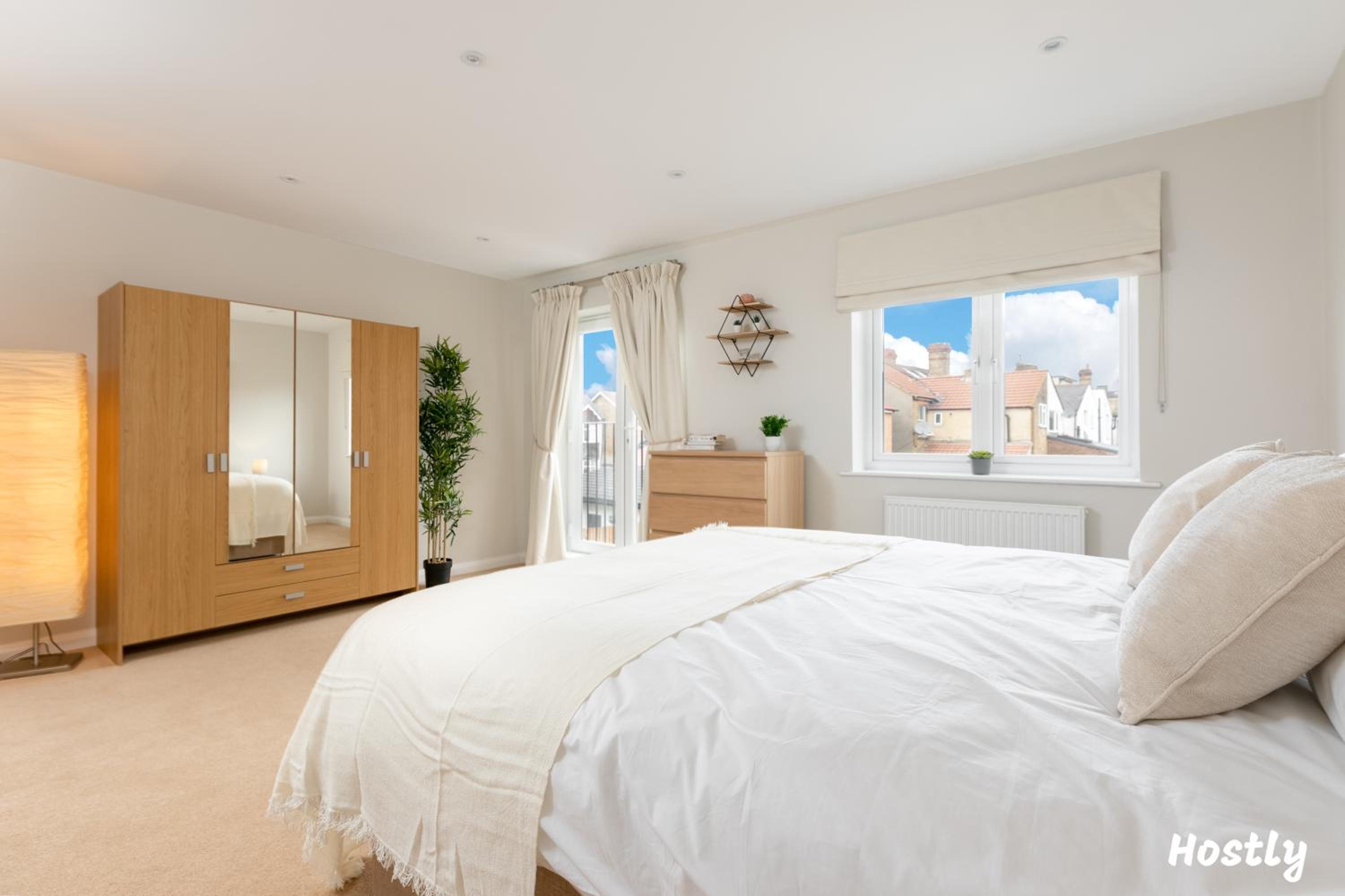 Turtle and Rabbit - Comfortable and Spacious Houses view 4