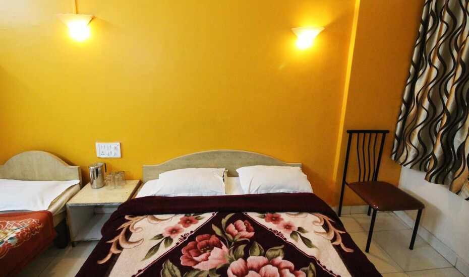 Hotel Amir Lodge view 5