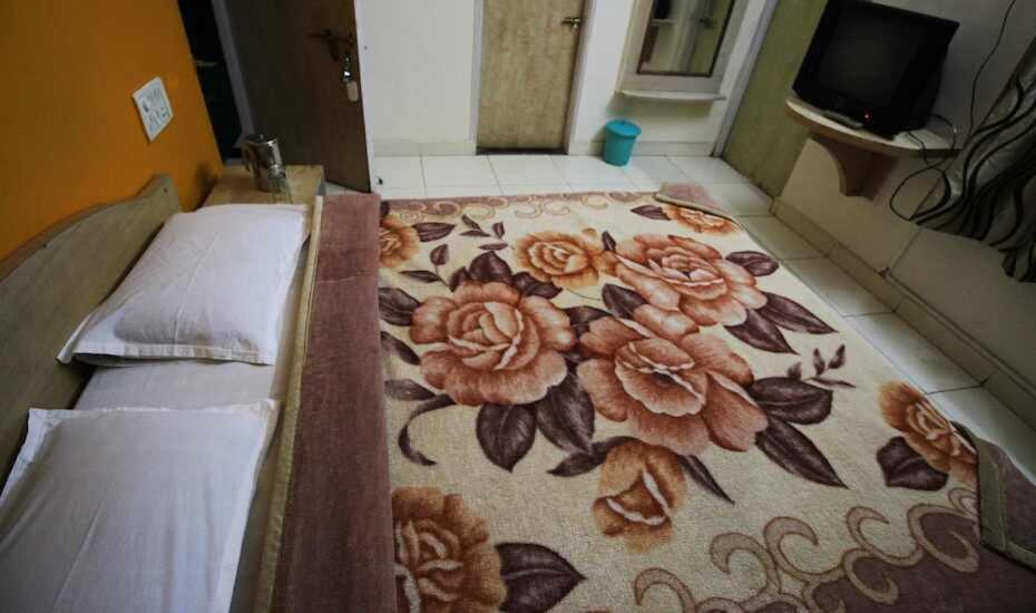 Photo 8