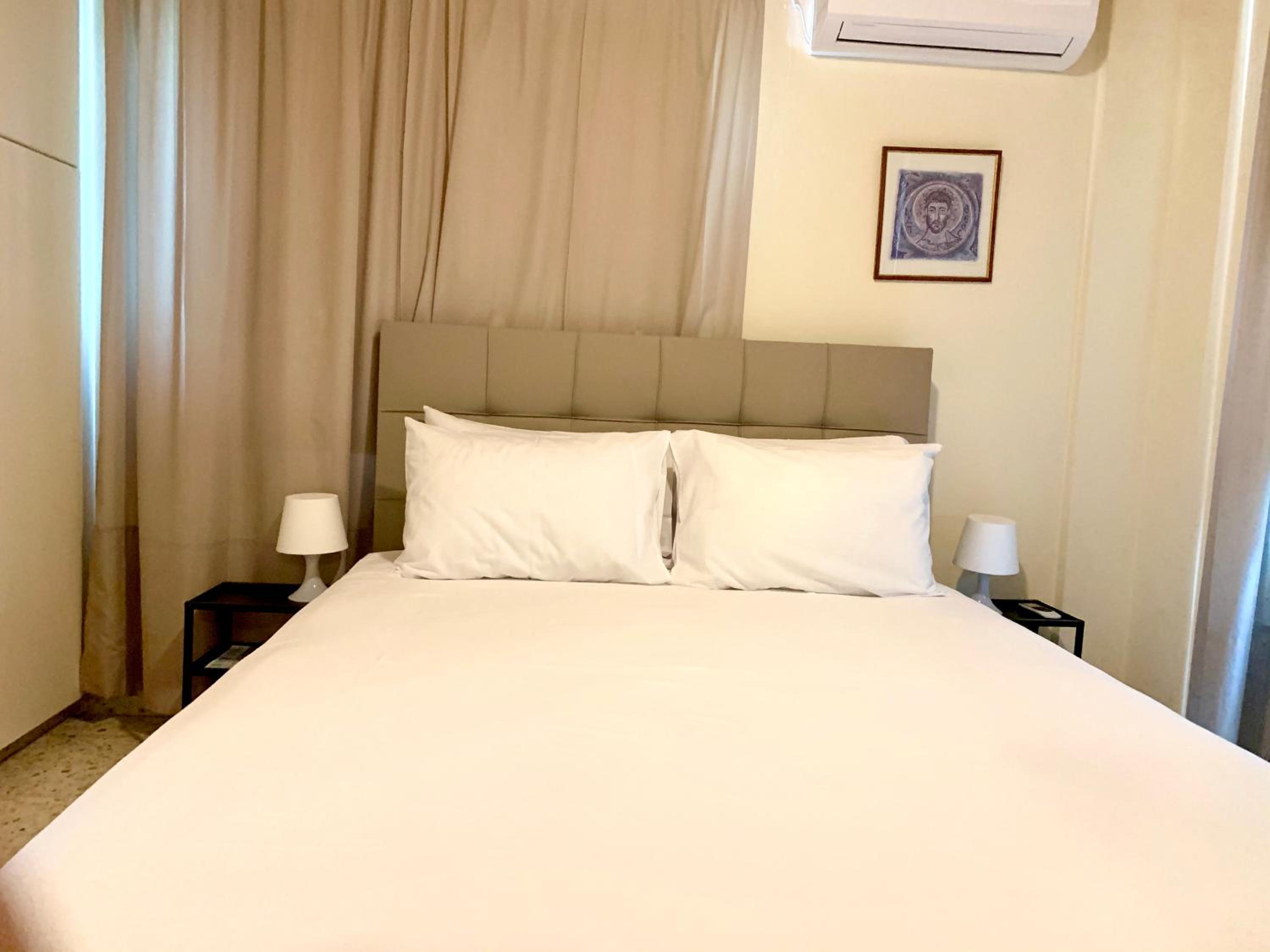 Himonas Apartments