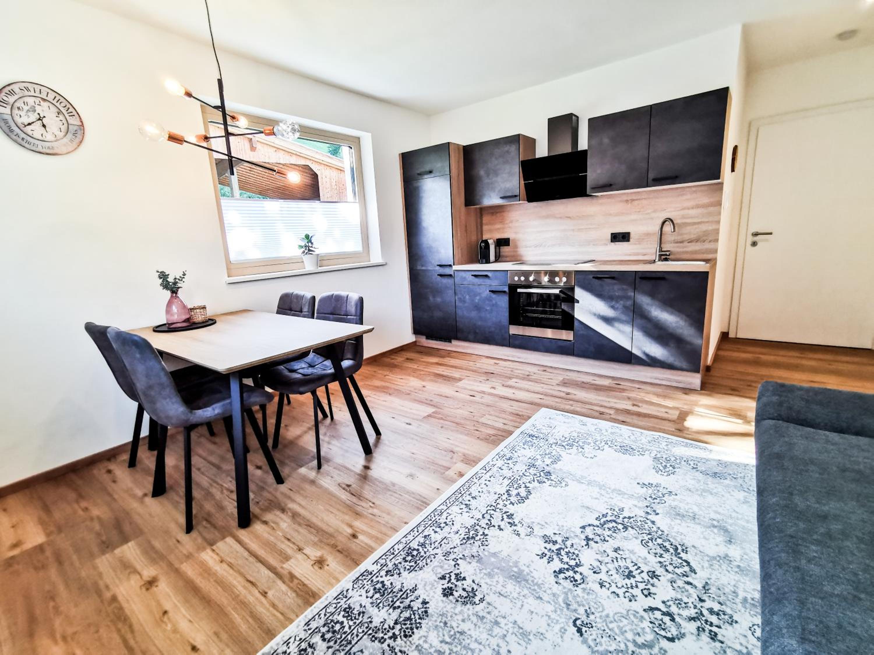 Apart Pair im Dorf view 5