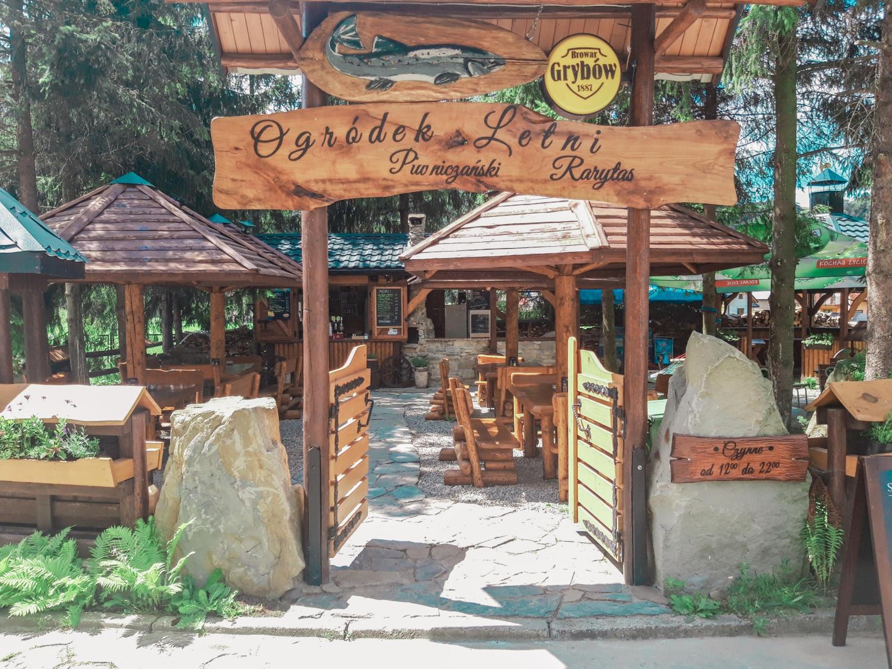 restaurant