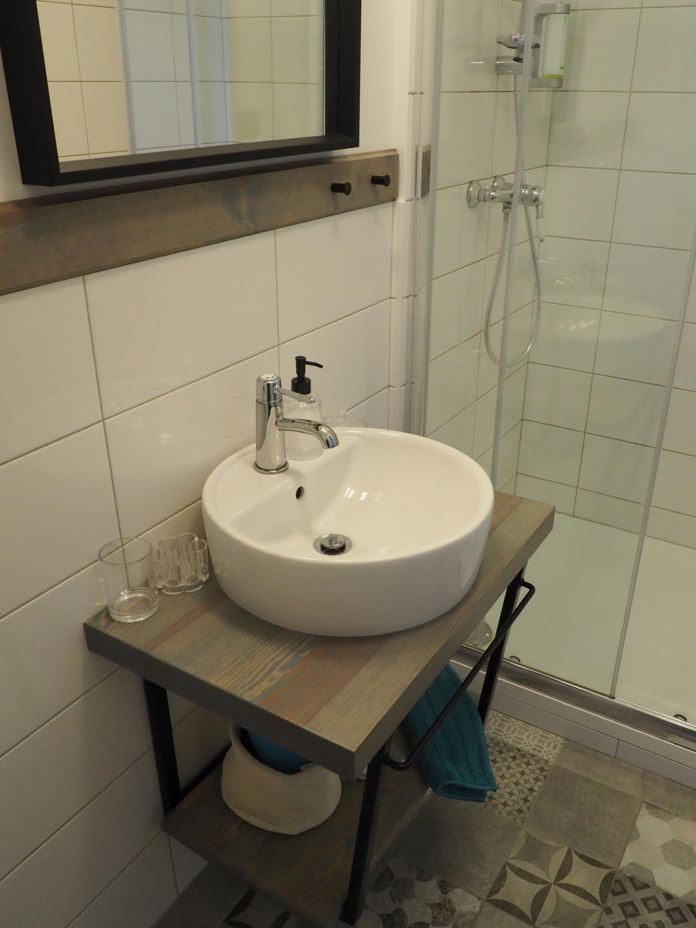 Apartmány U Václava - 7 minut od letiště Václava Havla - parkování zdarma