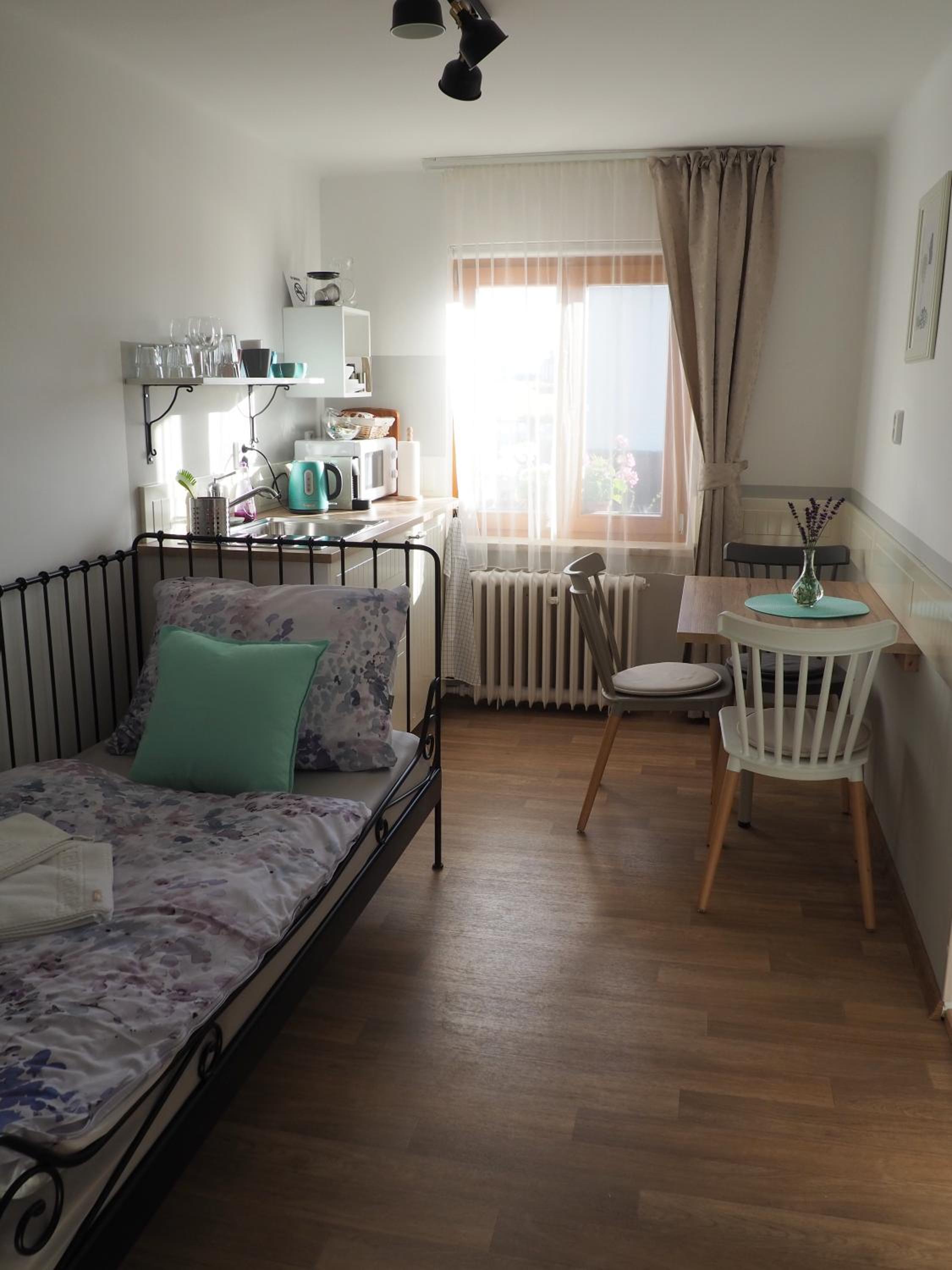 Apartmány U Václava - 7 minut od letiště Václava Havla - parkování zdarma
