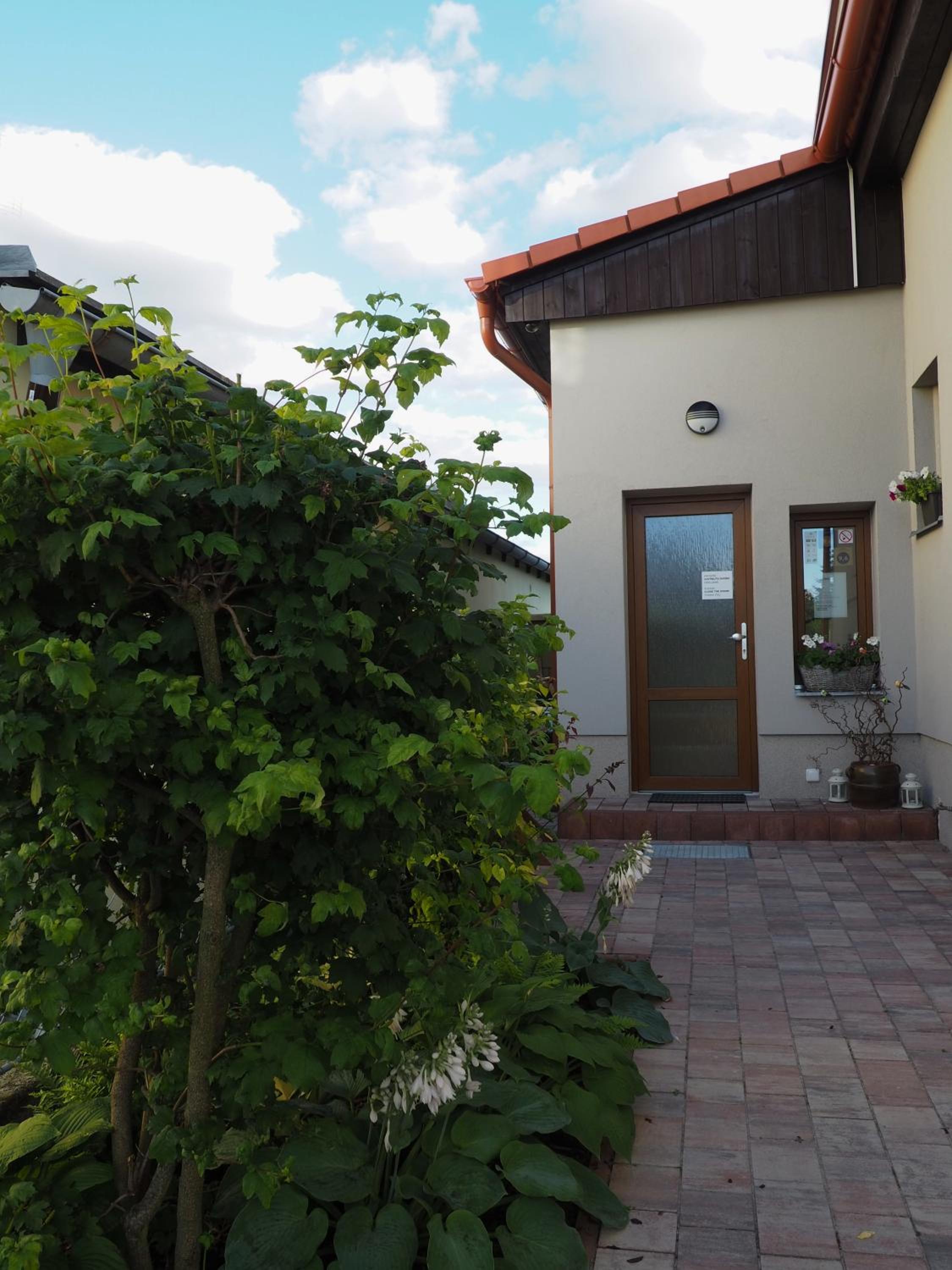 Apartmány U Václava - 7 minut od letiště Václava Havla - parkování zdarma