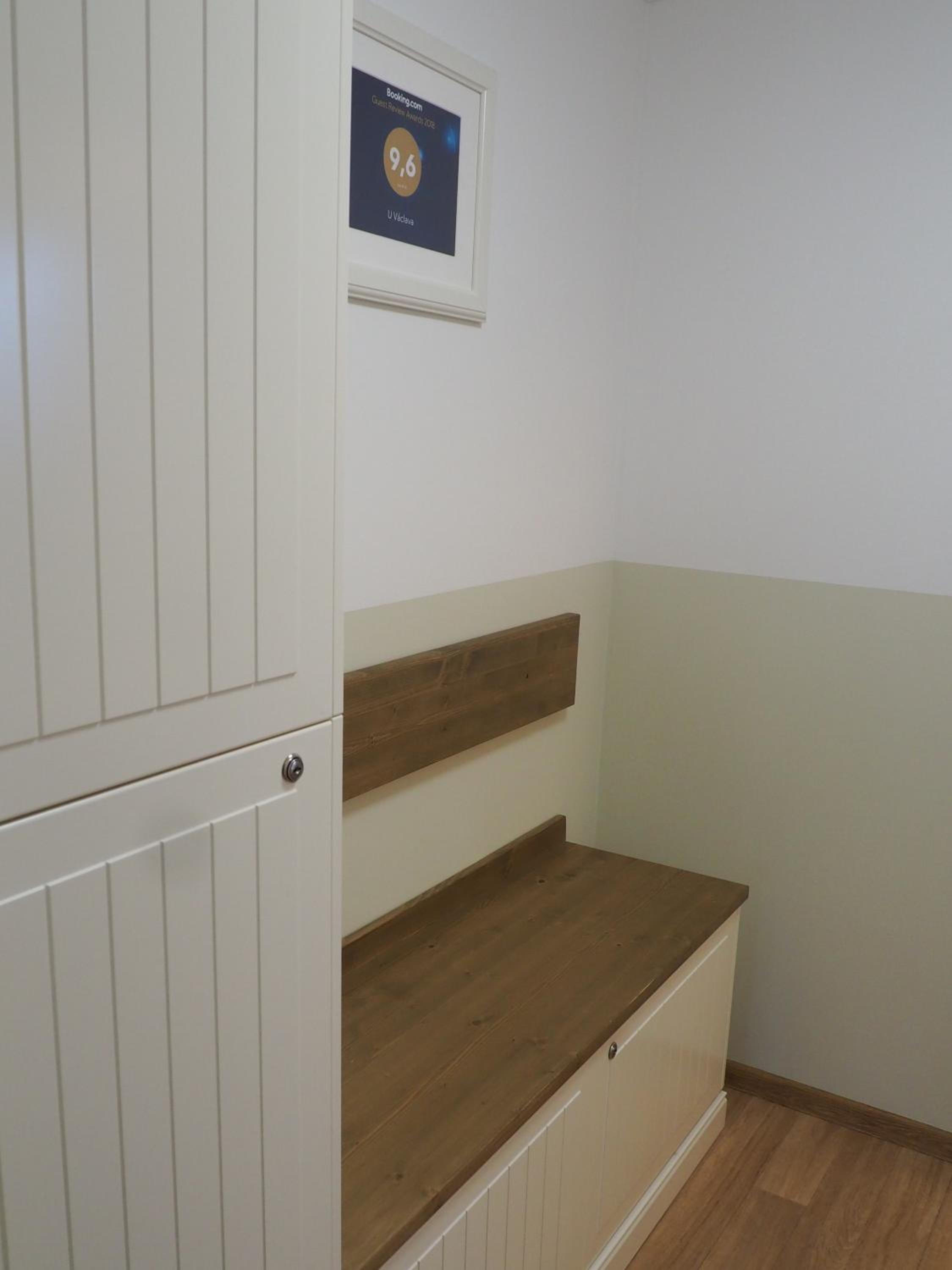 Apartmány U Václava - 7 minut od letiště Václava Havla - parkování zdarma