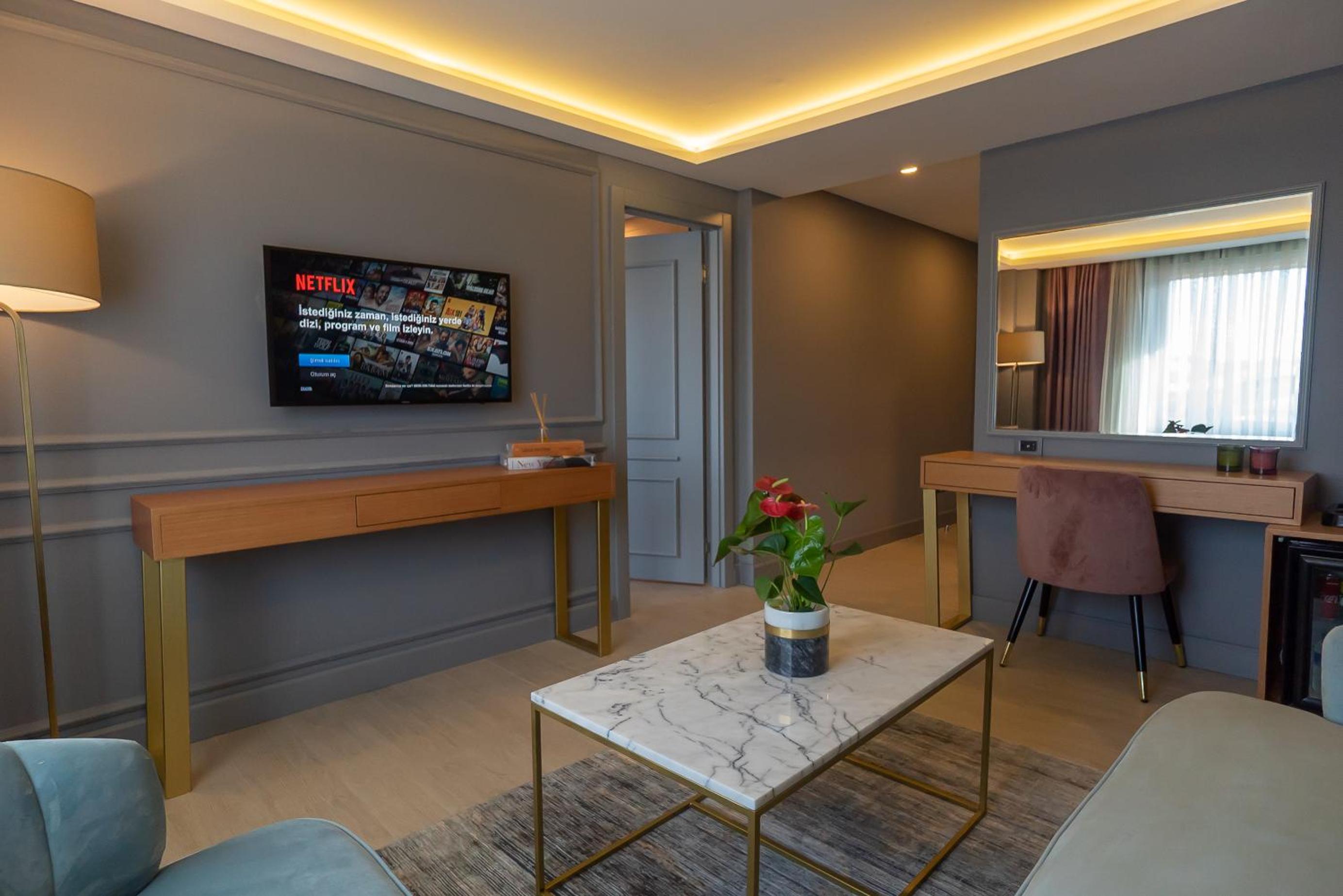 Malta Bosphorus Hotel - Image 40